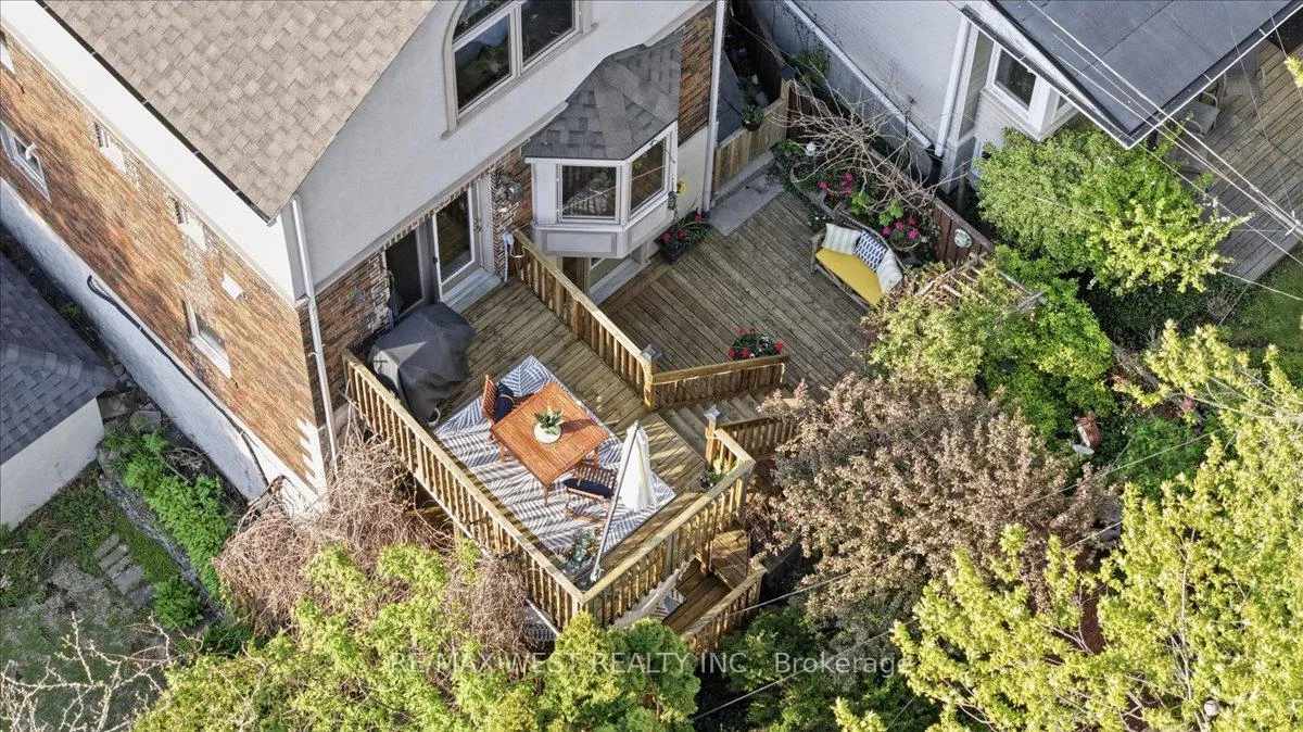 Photo 45 of 69 Mayfield Avenue, Toronto, High Park-Swansea — HOMEH
