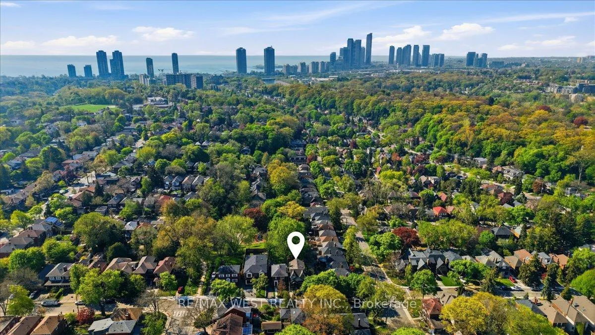 Photo 48 of 69 Mayfield Avenue, Toronto, High Park-Swansea — HOMEH