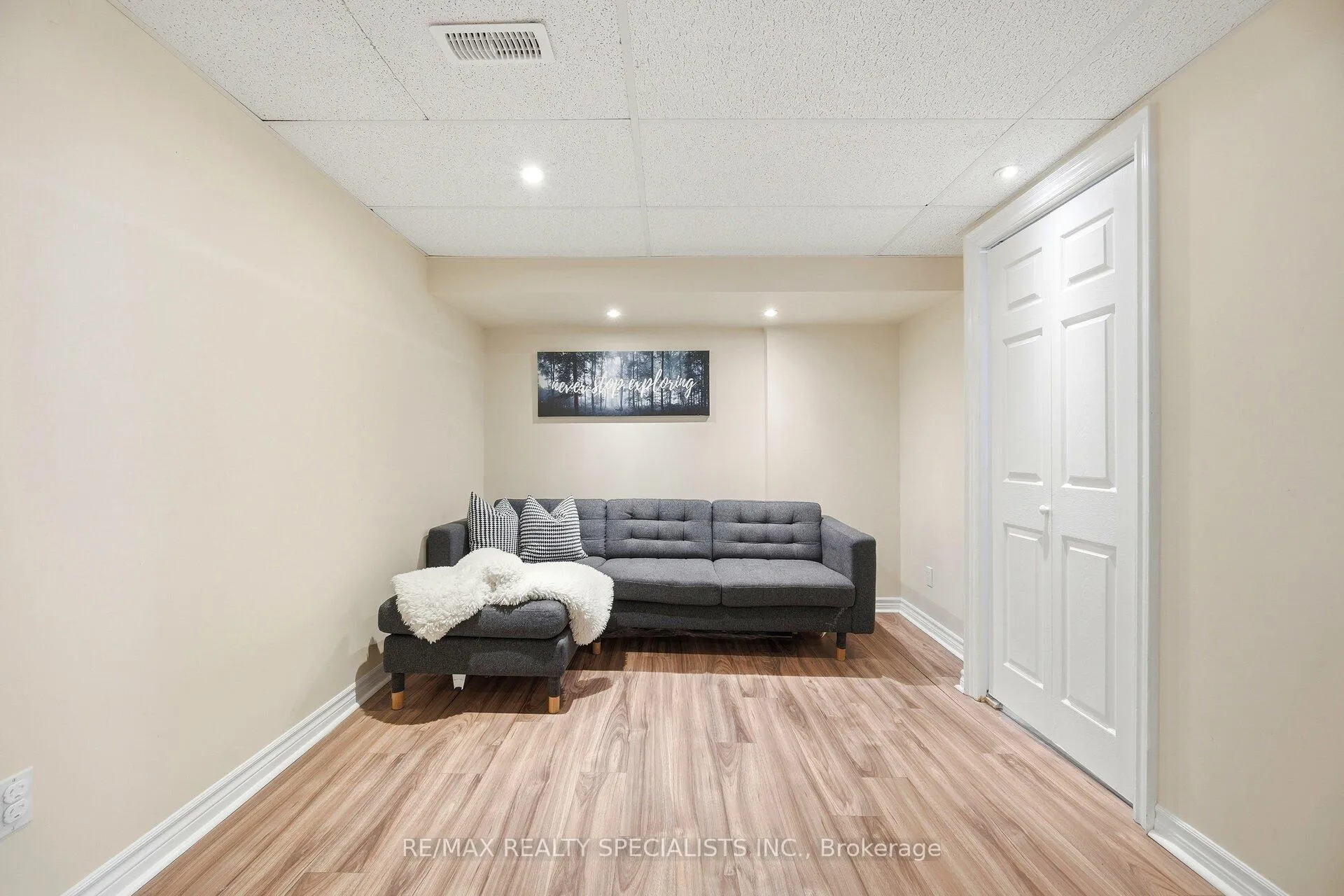 Photo 32 of Unit 41, 371 Bronte Street S, Milton, Old Milton — HOMEH
