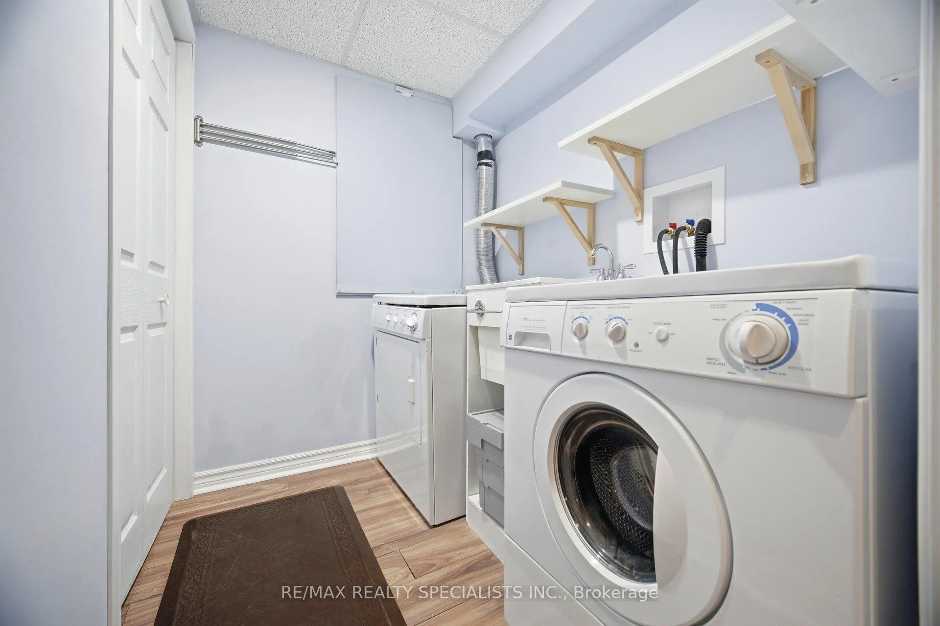 Photo 35 of Unit 41, 371 Bronte Street S, Milton, Old Milton — HOMEH
