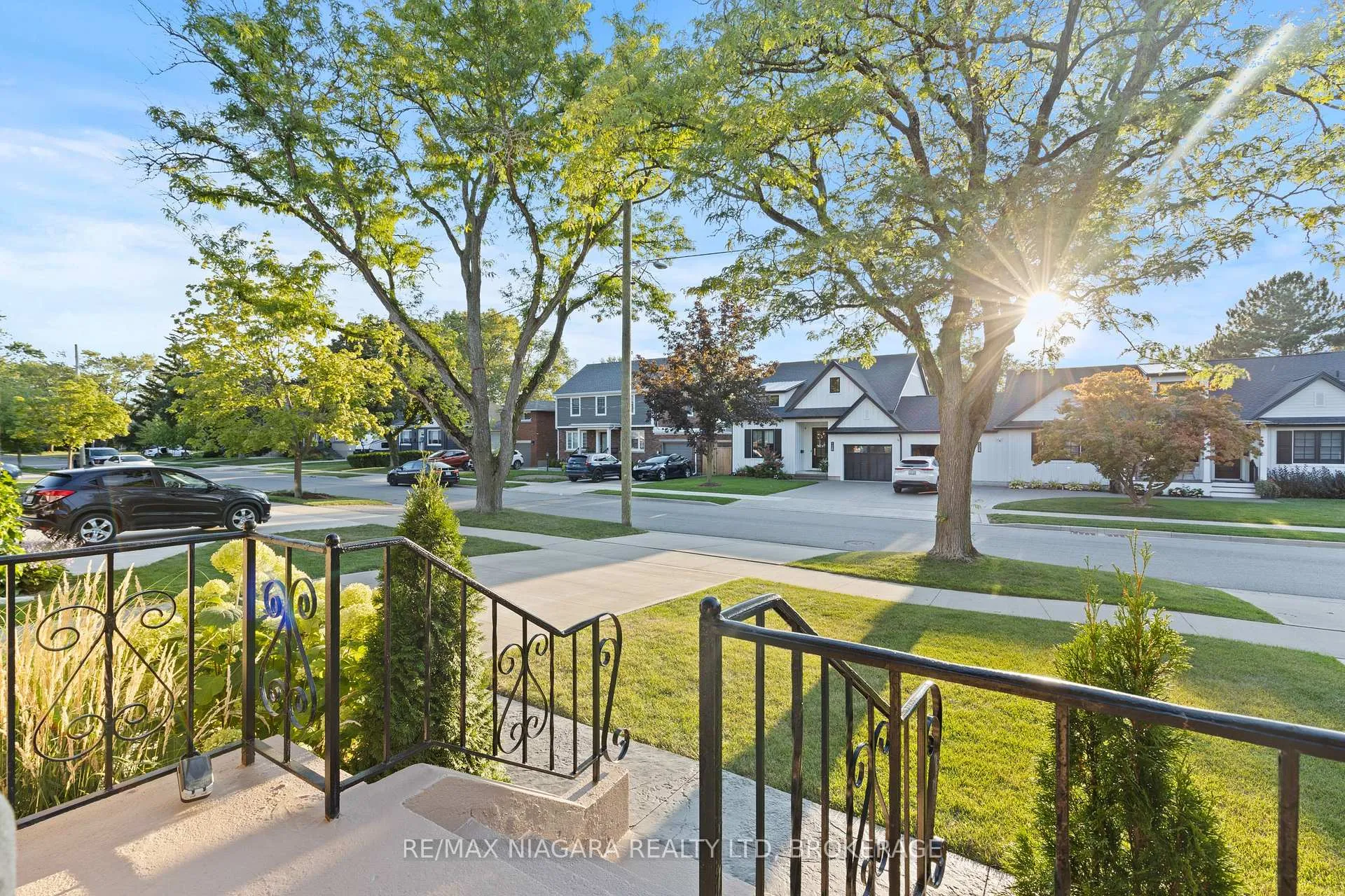 Photo 4 of 123 South Drive, St. Catharines, Old Glenridge — HOMEH