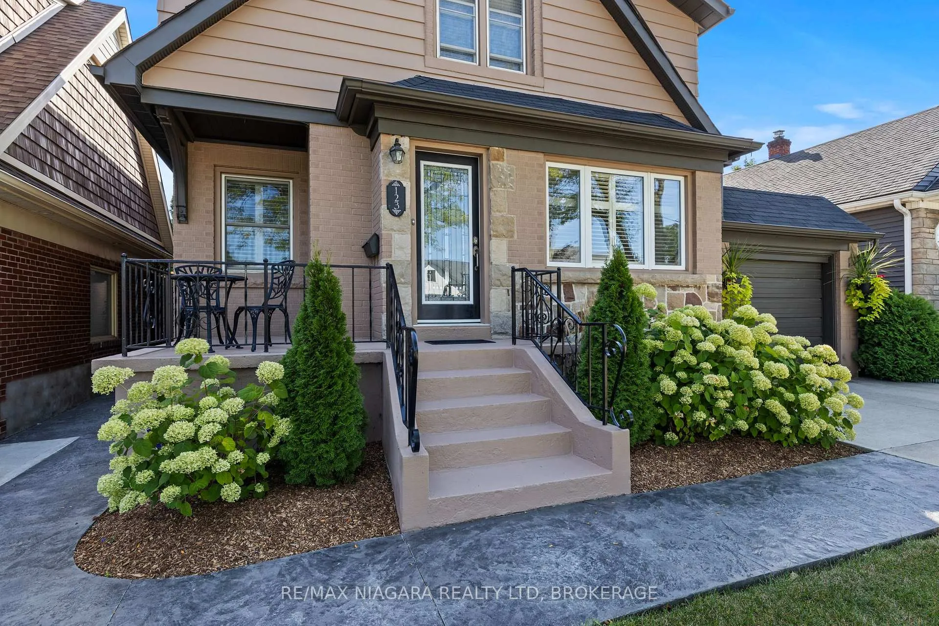Photo 7 of 123 South Drive, St. Catharines, Old Glenridge — HOMEH
