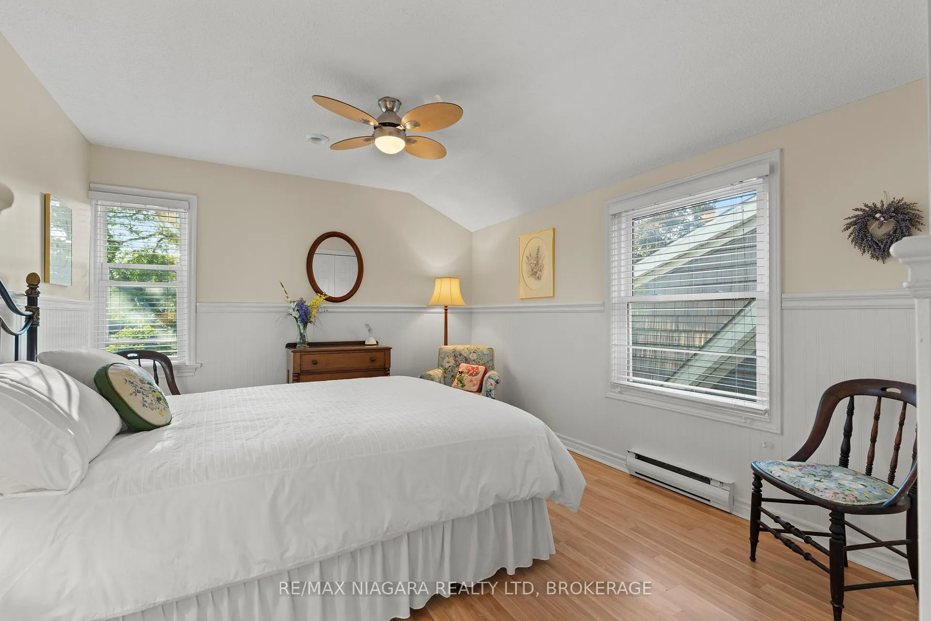 Photo 17 of 123 South Drive, St. Catharines, Old Glenridge — HOMEH