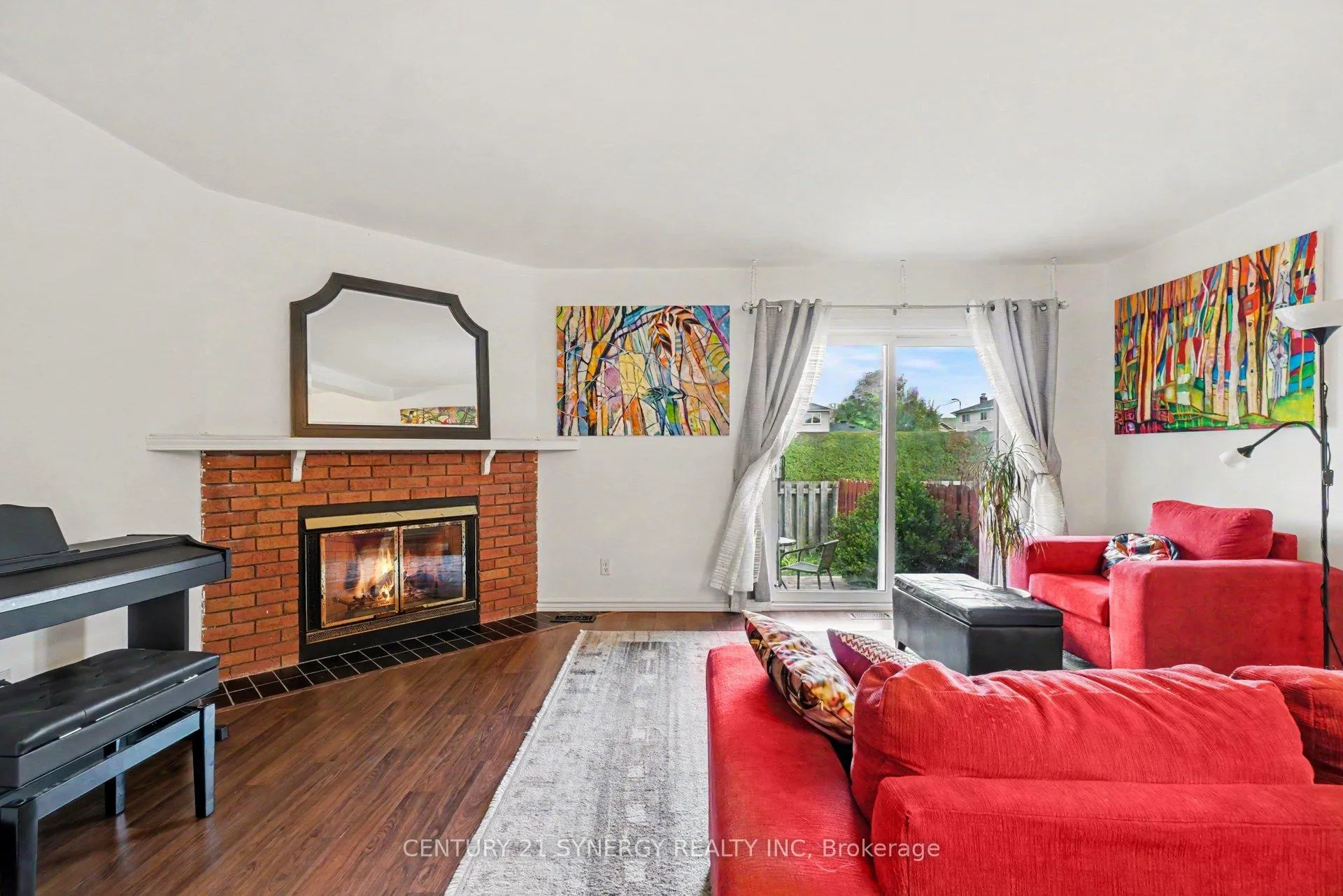 Photo 12 of 373 Monica Crescent, Ottawa, Bilberry Creek/Queenswood Heights — HOMEH