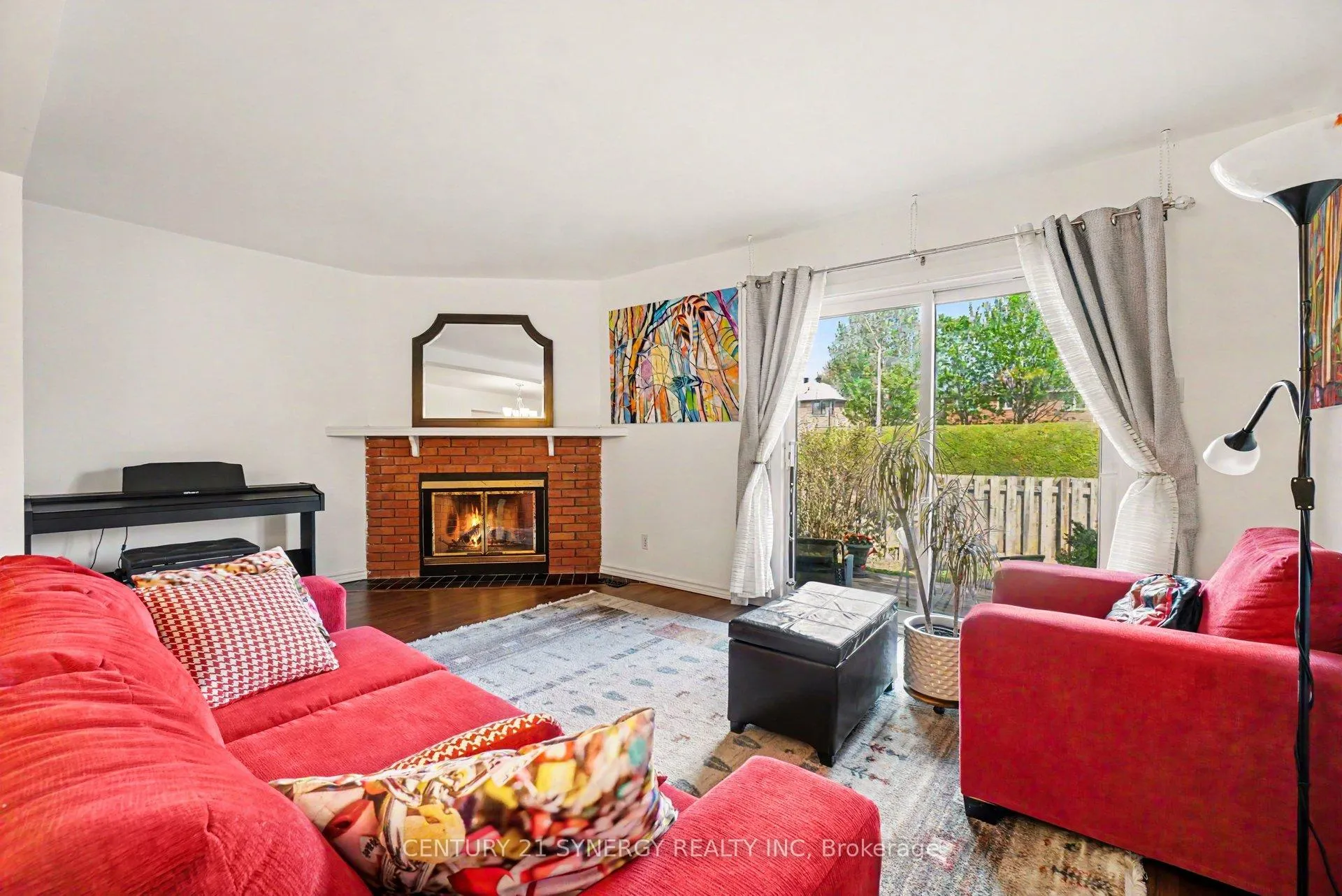 Photo 14 of 373 Monica Crescent, Ottawa, Bilberry Creek/Queenswood Heights — HOMEH