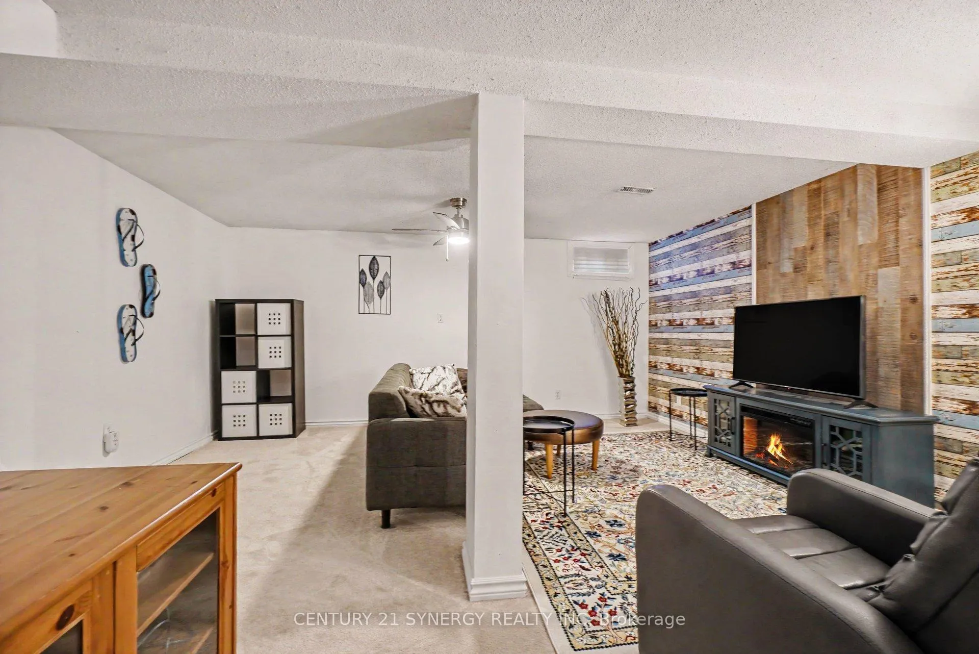 Photo 29 of 373 Monica Crescent, Ottawa, Bilberry Creek/Queenswood Heights — HOMEH