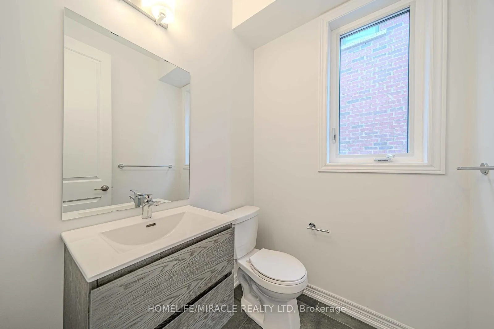 Photo 20 of 1054 Lockie Drive, Oshawa, Taunton — HOMEH