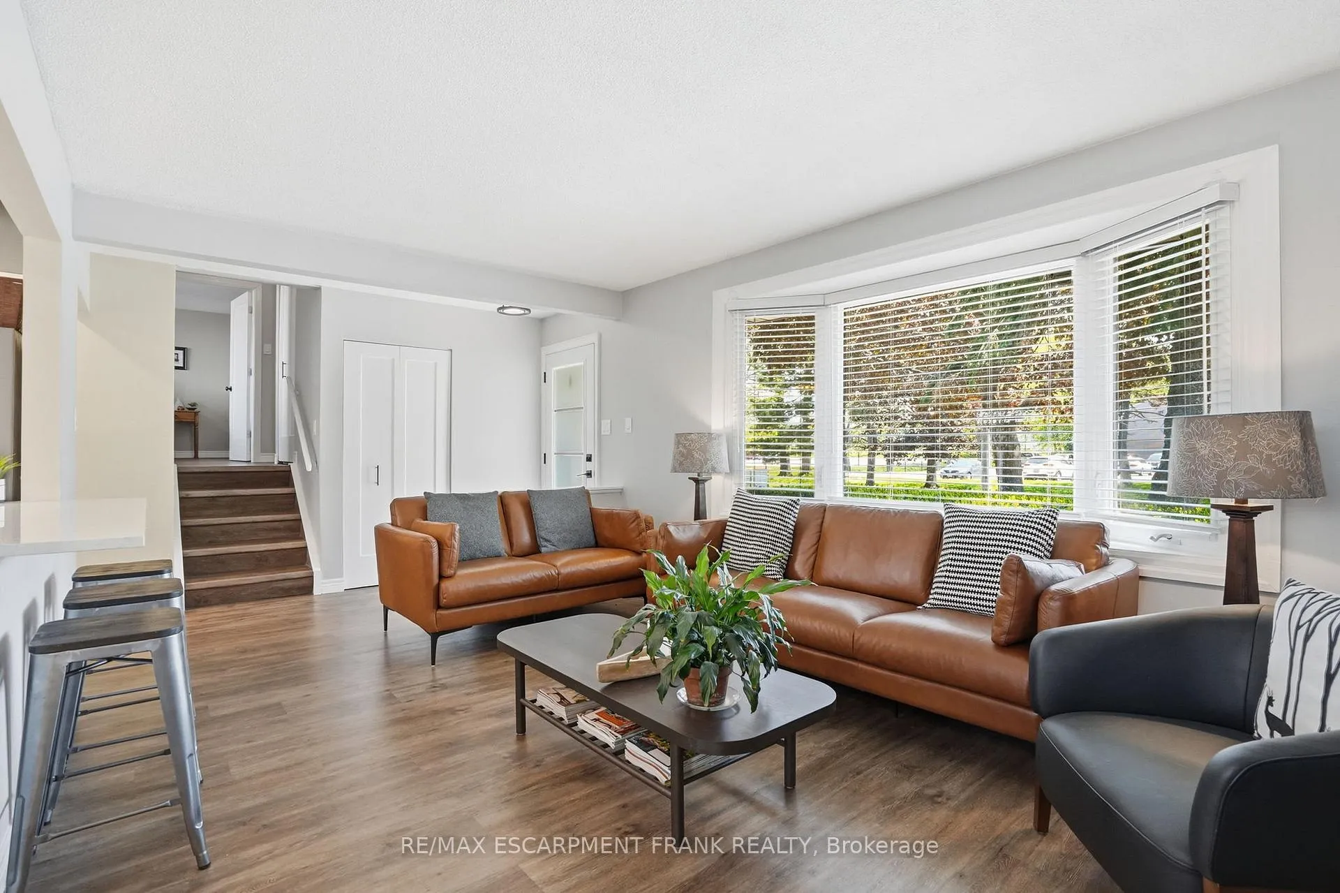 Photo 8 of 66 Purnell Drive, Hamilton, Gilbert — HOMEH