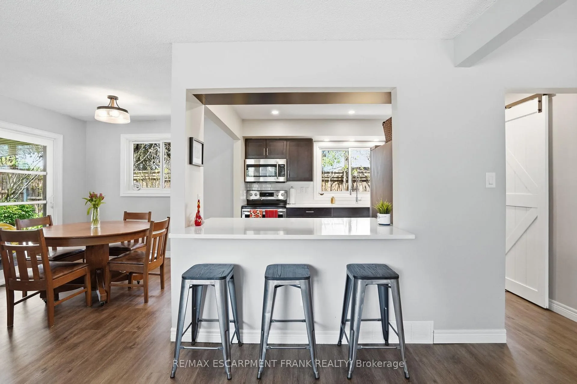 Photo 9 of 66 Purnell Drive, Hamilton, Gilbert — HOMEH