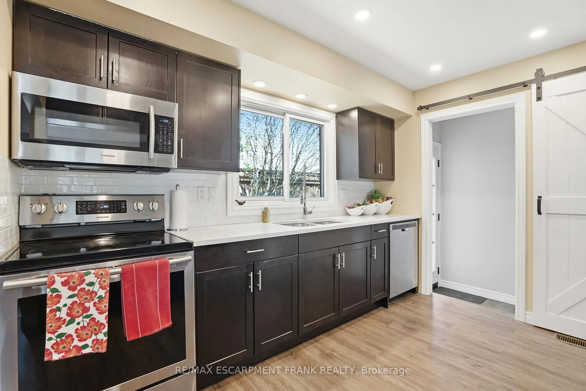 Photo 13 of 66 Purnell Drive, Hamilton, Gilbert — HOMEH