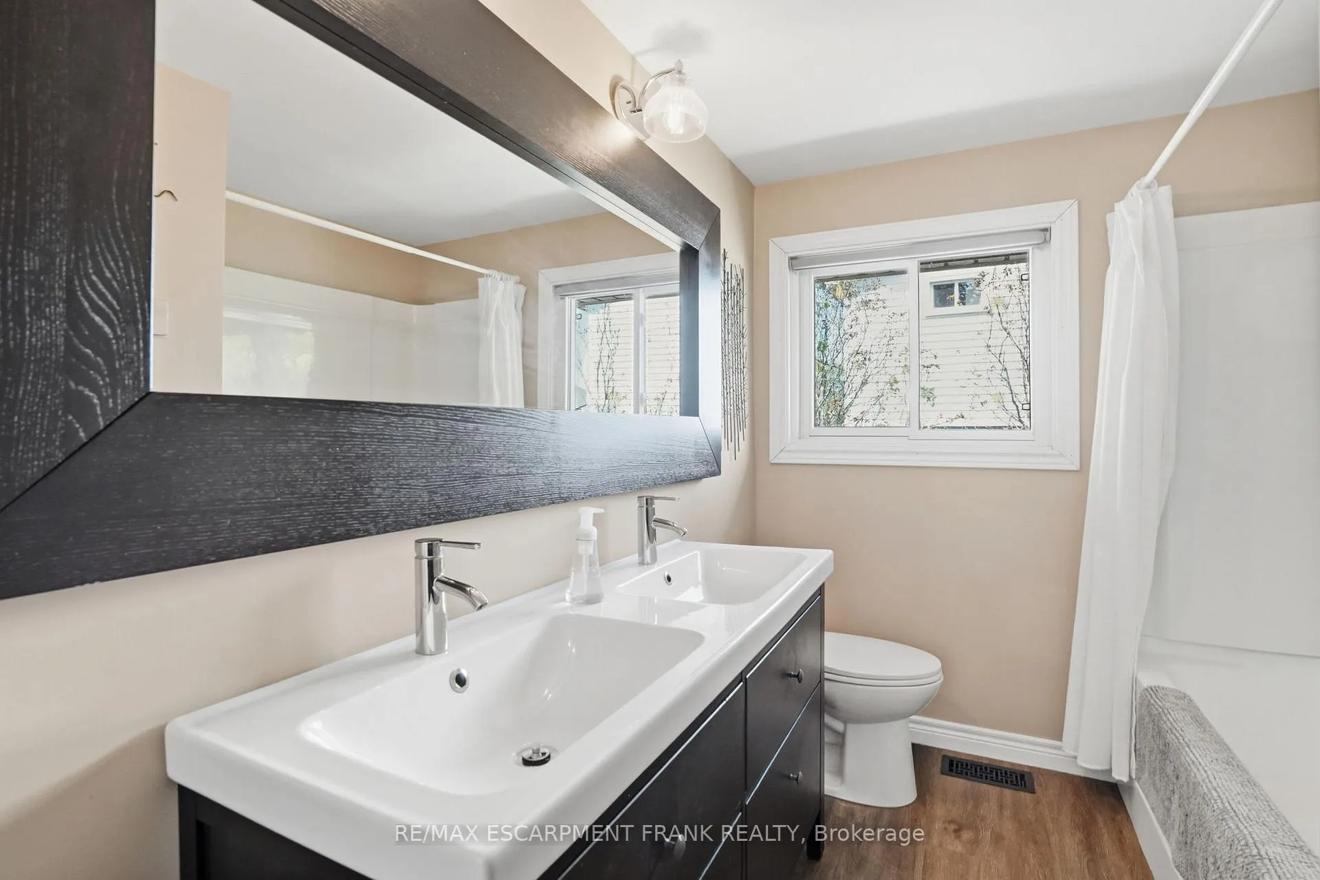 Photo 21 of 66 Purnell Drive, Hamilton, Gilbert — HOMEH