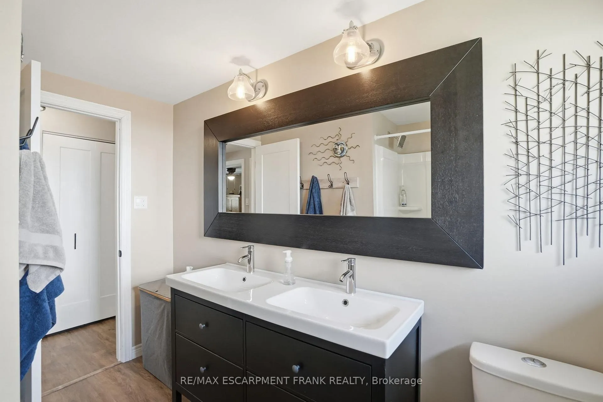 Photo 23 of 66 Purnell Drive, Hamilton, Gilbert — HOMEH
