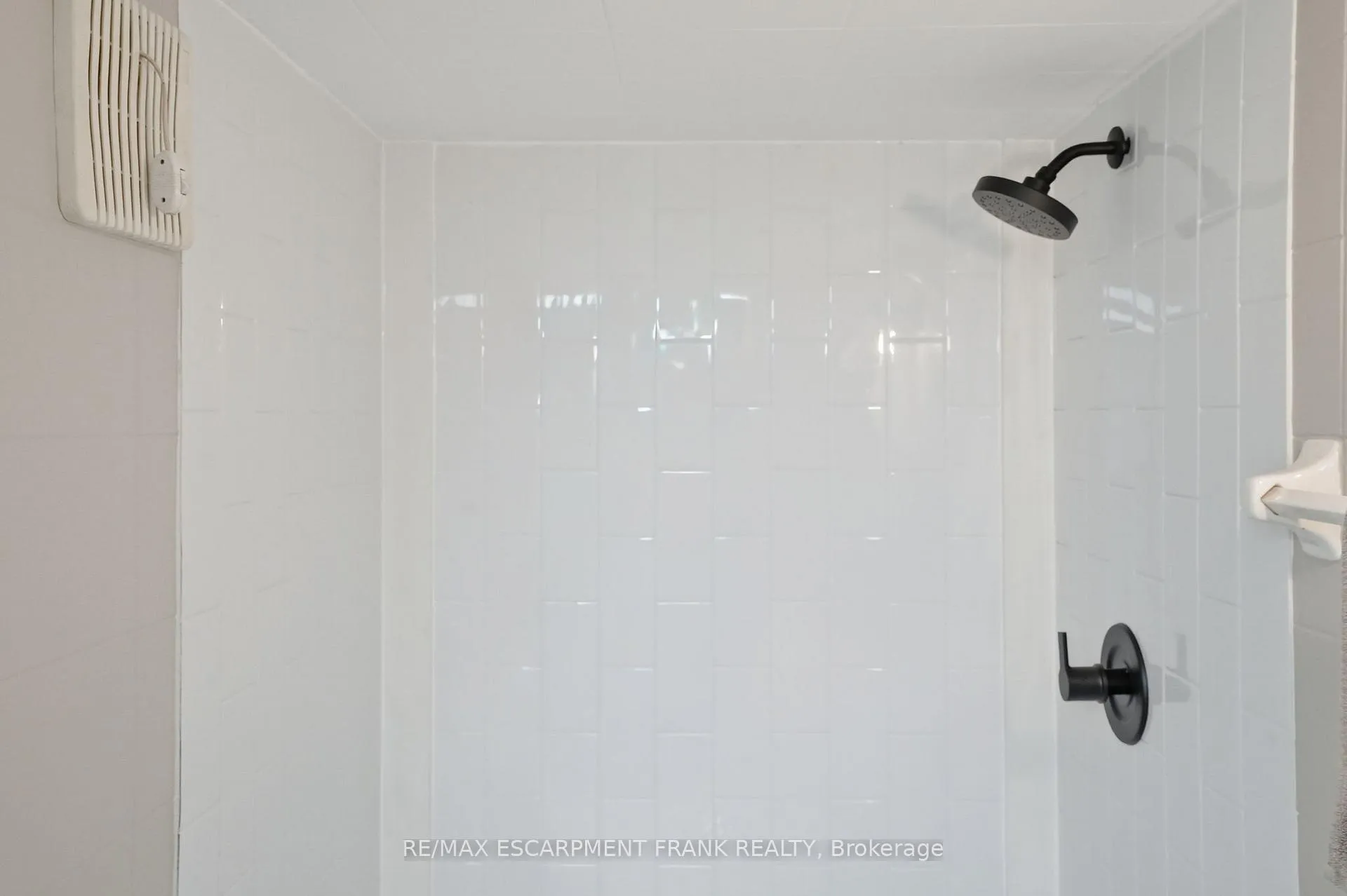 Photo 30 of 66 Purnell Drive, Hamilton, Gilbert — HOMEH