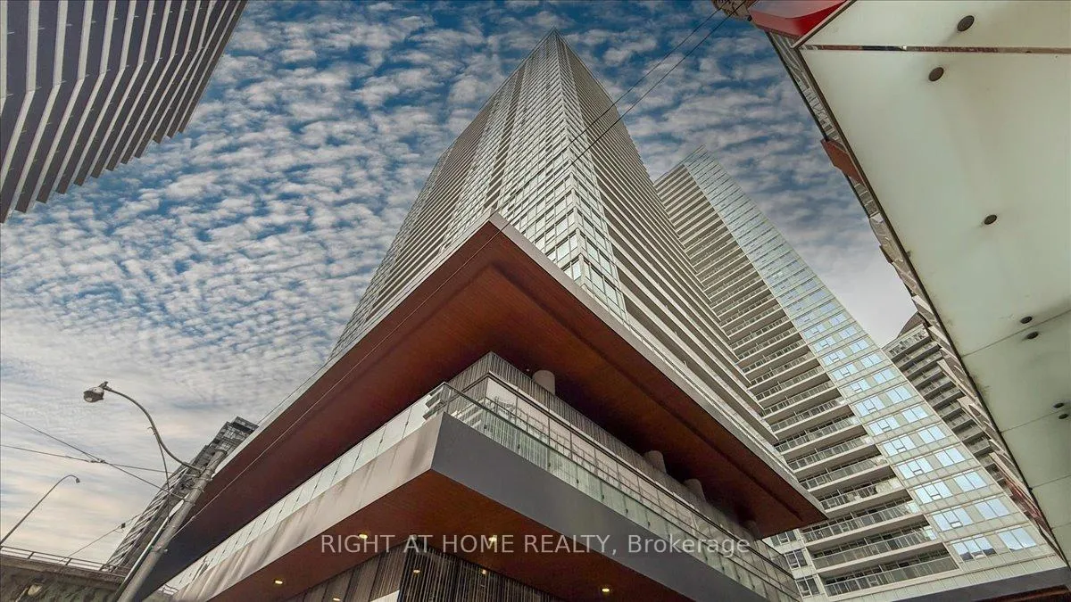 Photo 1 of Unit 3011, 19 Bathurst Street, Toronto, Waterfront Communities — HOMEH