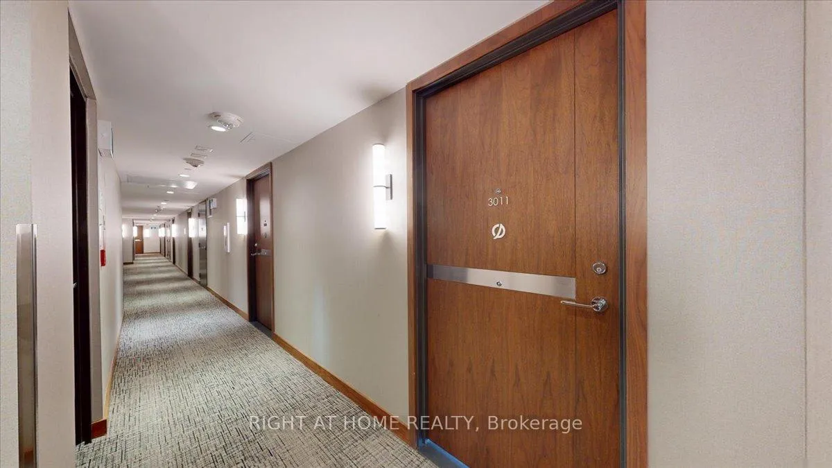 Photo 2 of Unit 3011, 19 Bathurst Street, Toronto, Waterfront Communities — HOMEH