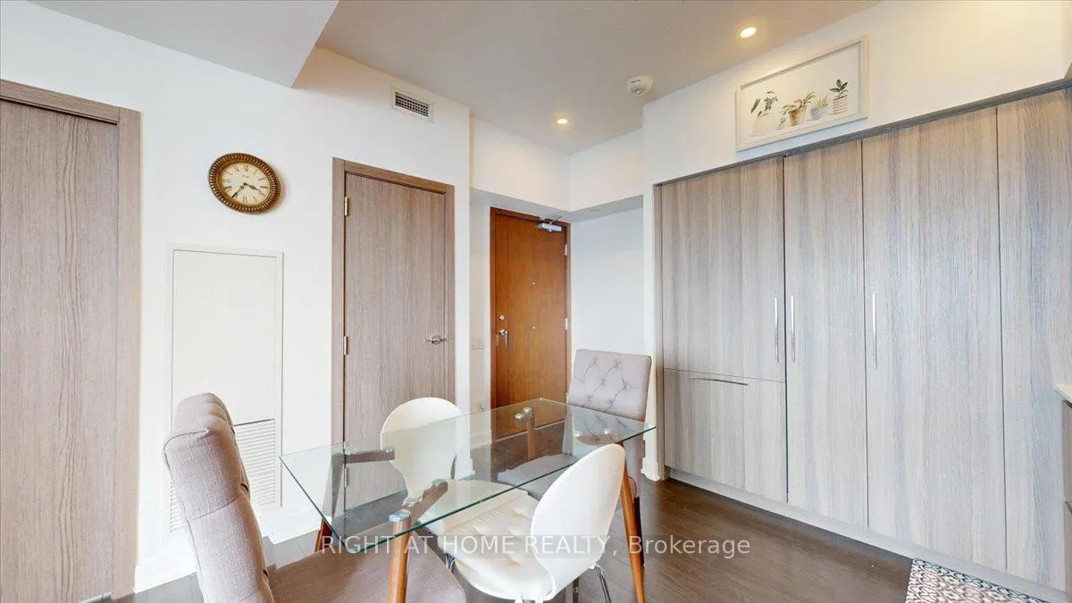 Photo 6 of Unit 3011, 19 Bathurst Street, Toronto, Waterfront Communities — HOMEH