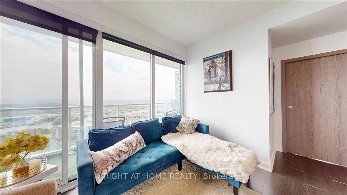 Photo 13 of Unit 3011, 19 Bathurst Street, Toronto, Waterfront Communities — HOMEH