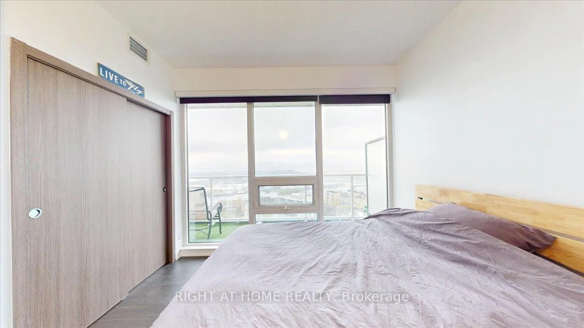 Photo 17 of Unit 3011, 19 Bathurst Street, Toronto, Waterfront Communities — HOMEH