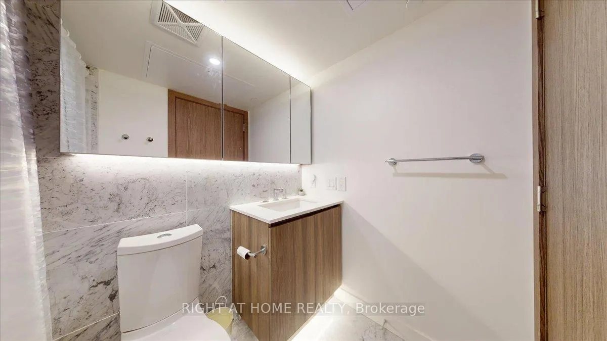 Photo 19 of Unit 3011, 19 Bathurst Street, Toronto, Waterfront Communities — HOMEH