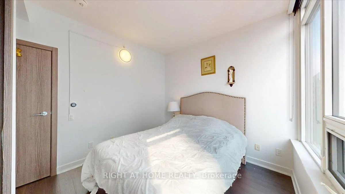 Photo 26 of Unit 3011, 19 Bathurst Street, Toronto, Waterfront Communities — HOMEH