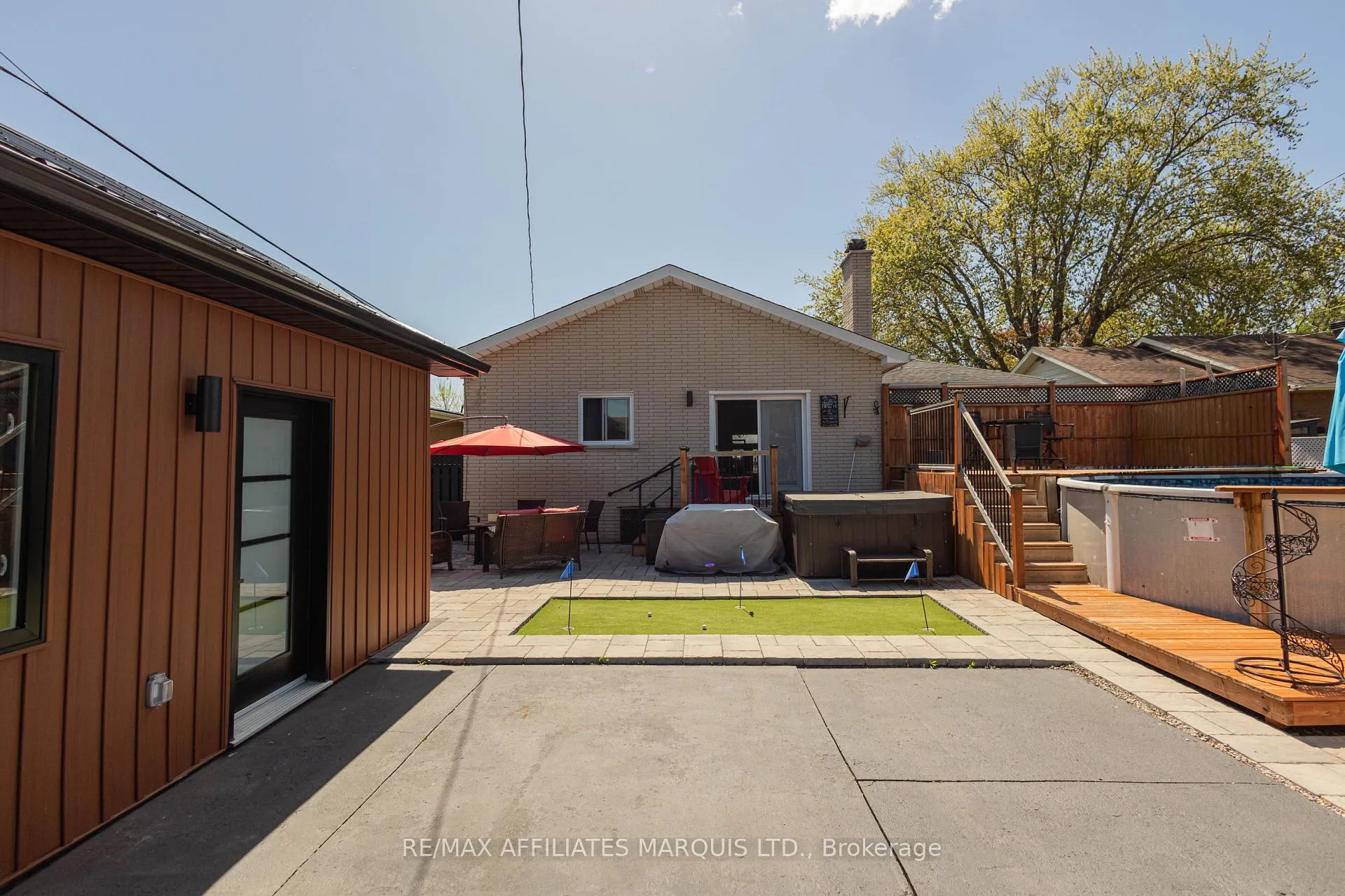 Photo 10 of 420 Beach Avenue, Cornwall — HOMEH