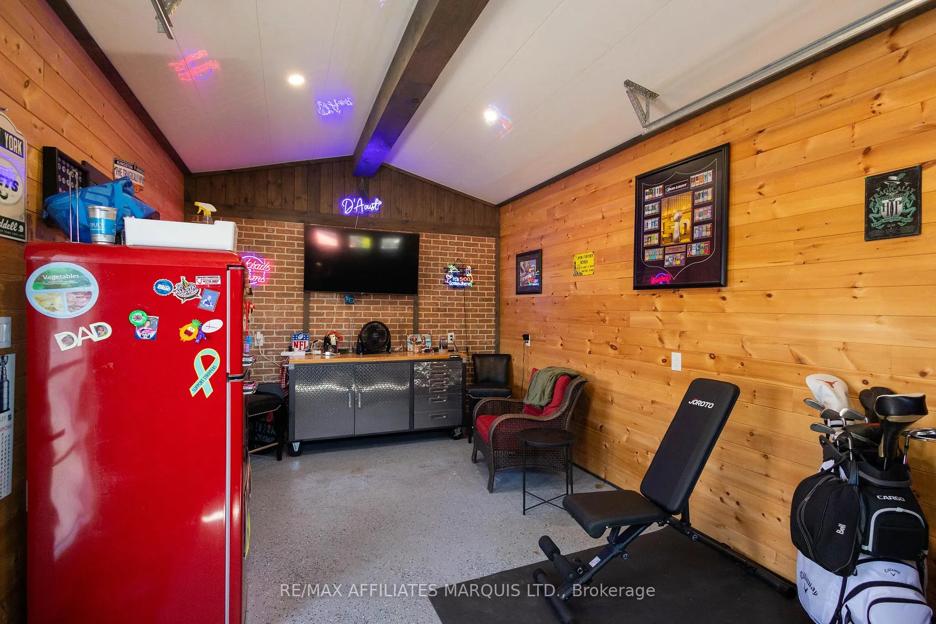Photo 13 of 420 Beach Avenue, Cornwall — HOMEH