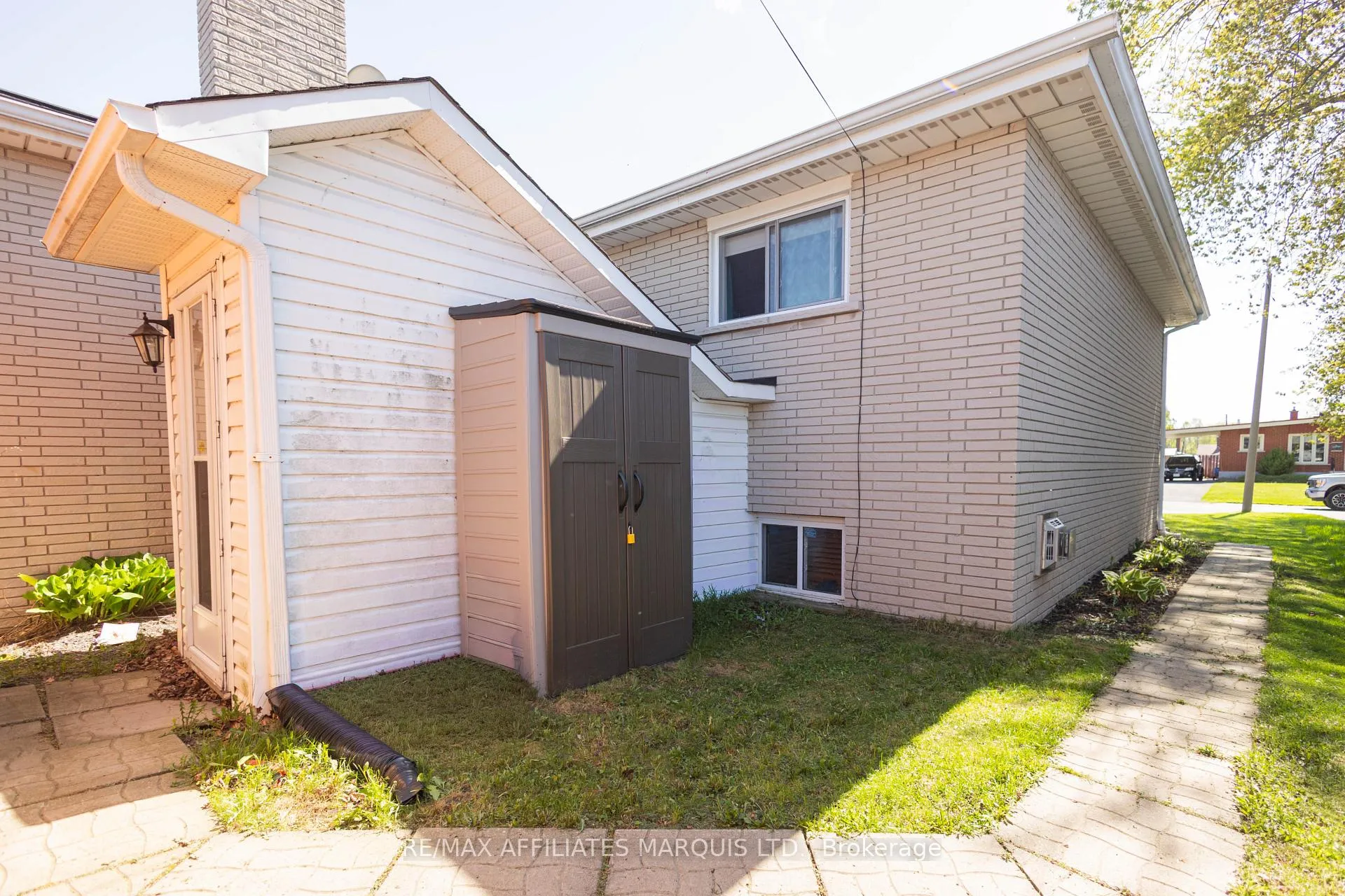 Photo 38 of 420 Beach Avenue, Cornwall — HOMEH