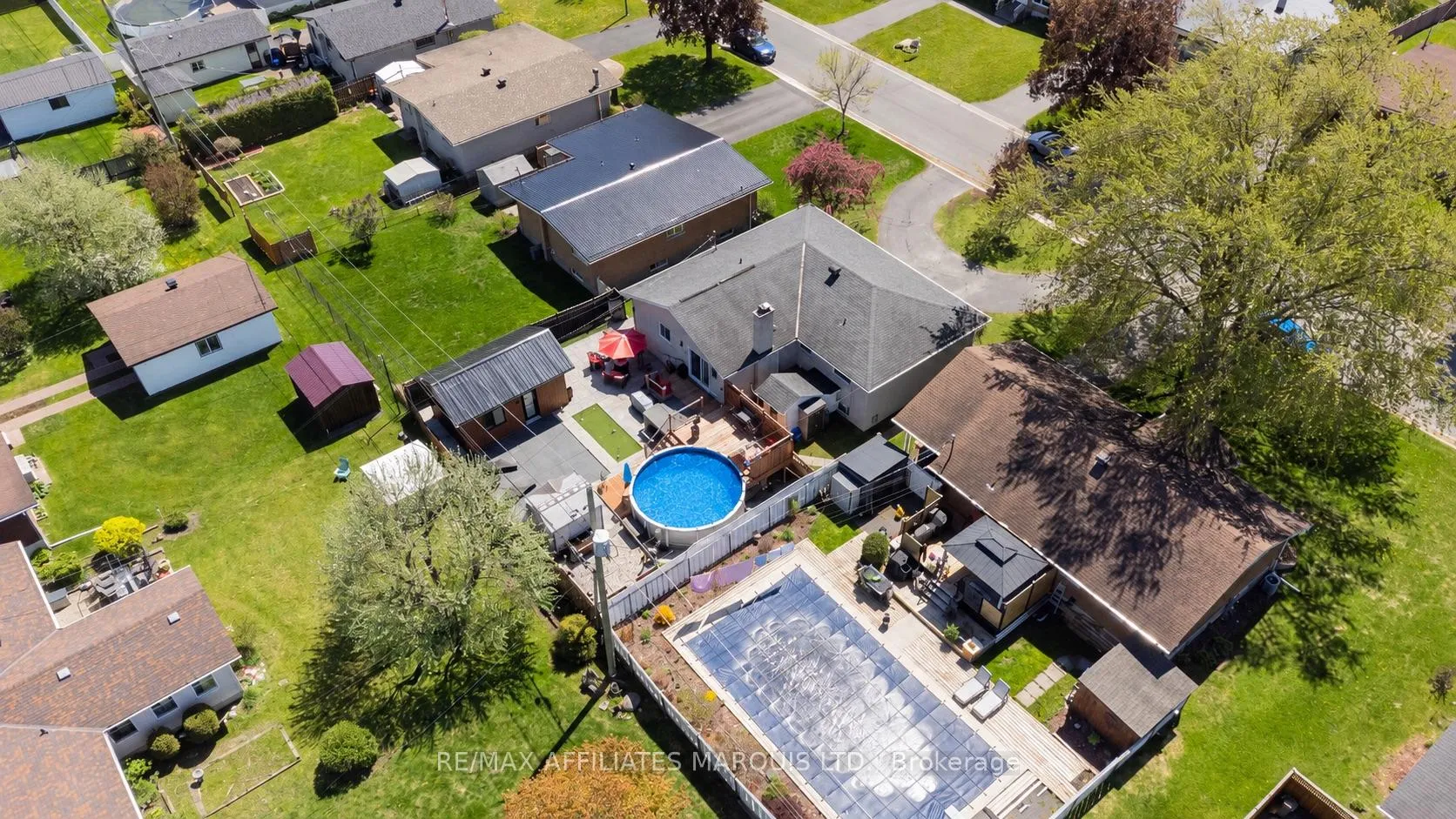 Photo 47 of 420 Beach Avenue, Cornwall — HOMEH