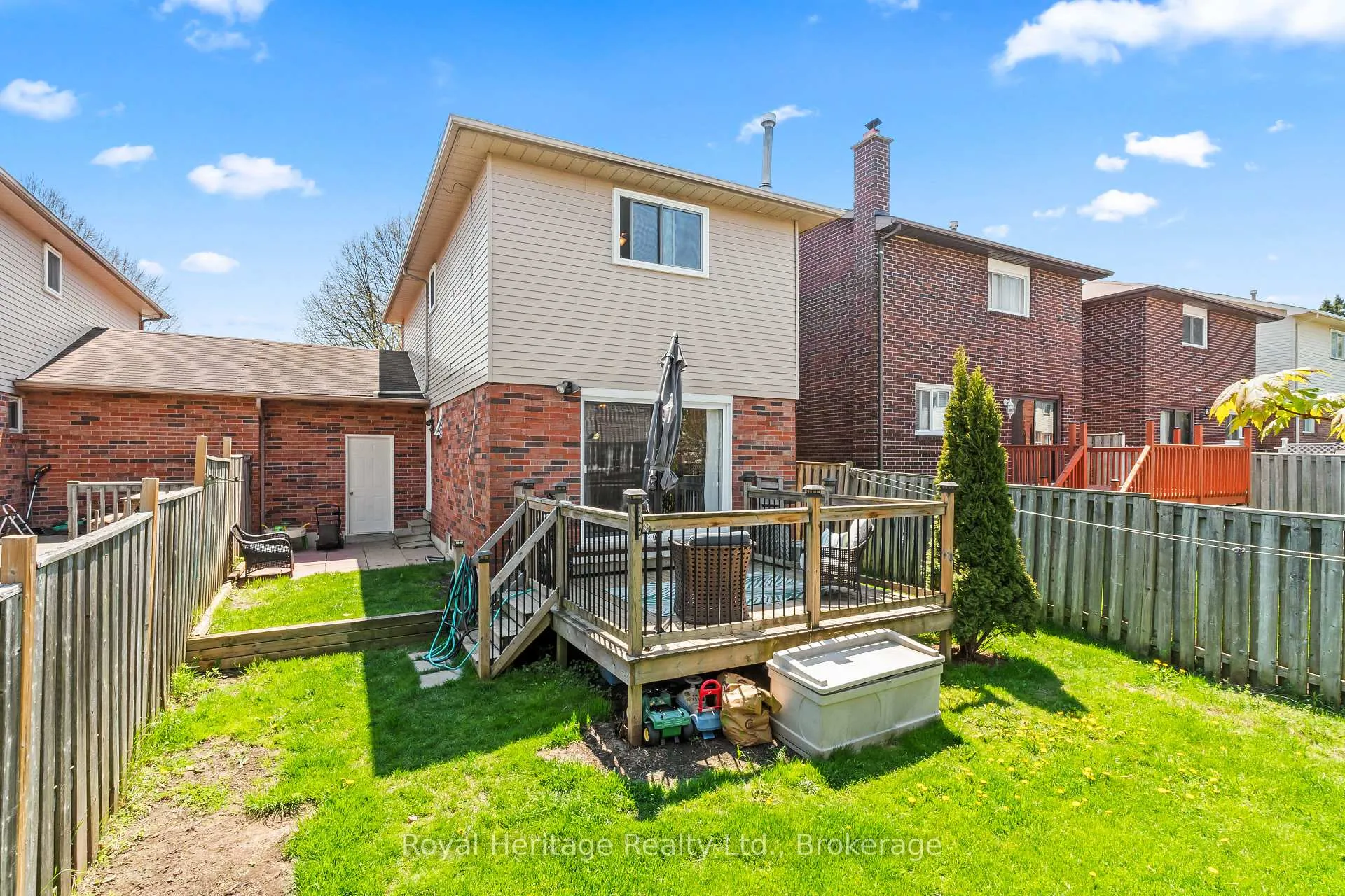 Photo 32 of 32 Hewitt Crescent, Ajax, South East — HOMEH