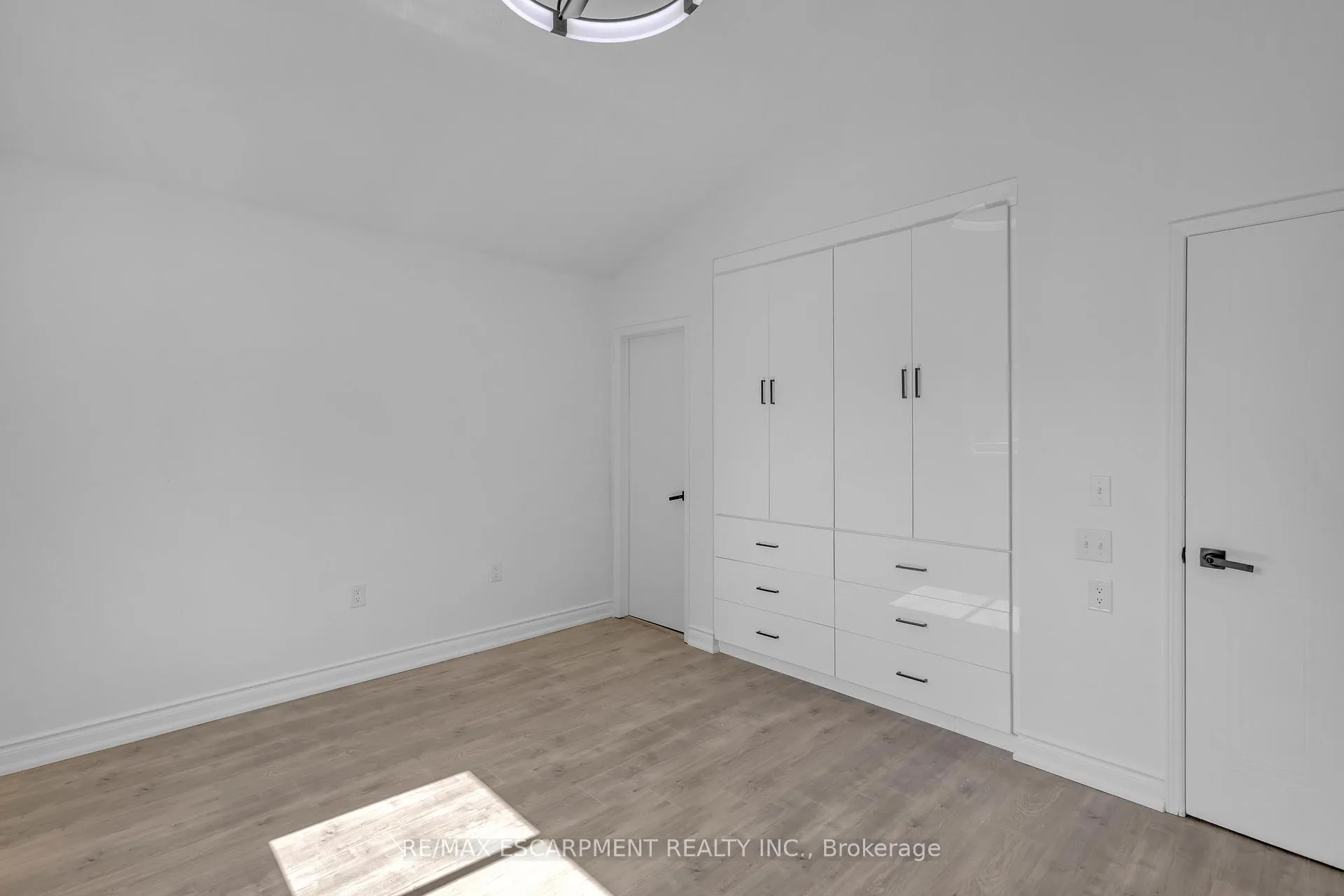 Photo 26 of 375 Silverbirch Boulevard, Hamilton, Villages of Glancaster — HOMEH
