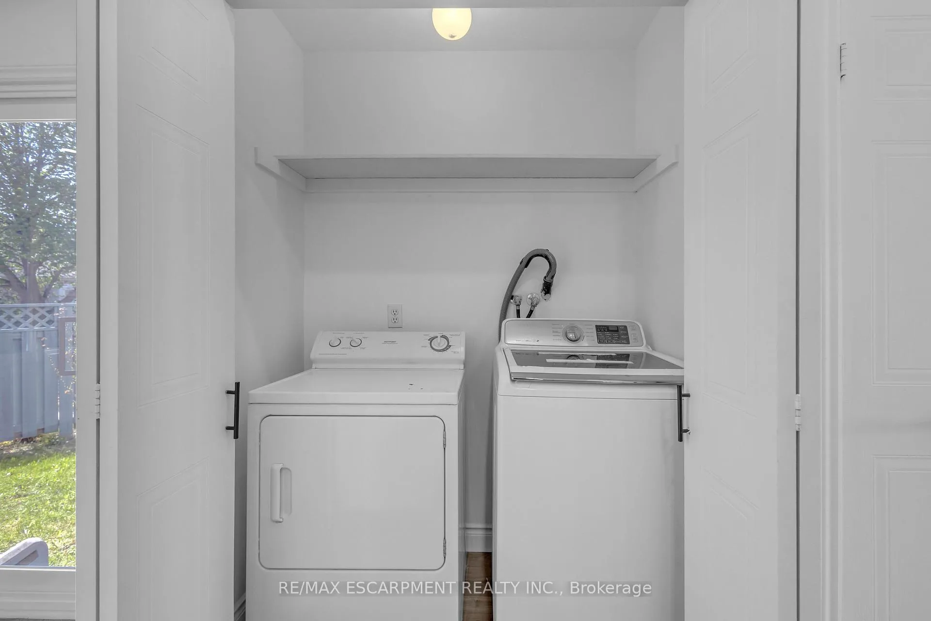 Photo 28 of 375 Silverbirch Boulevard, Hamilton, Villages of Glancaster — HOMEH