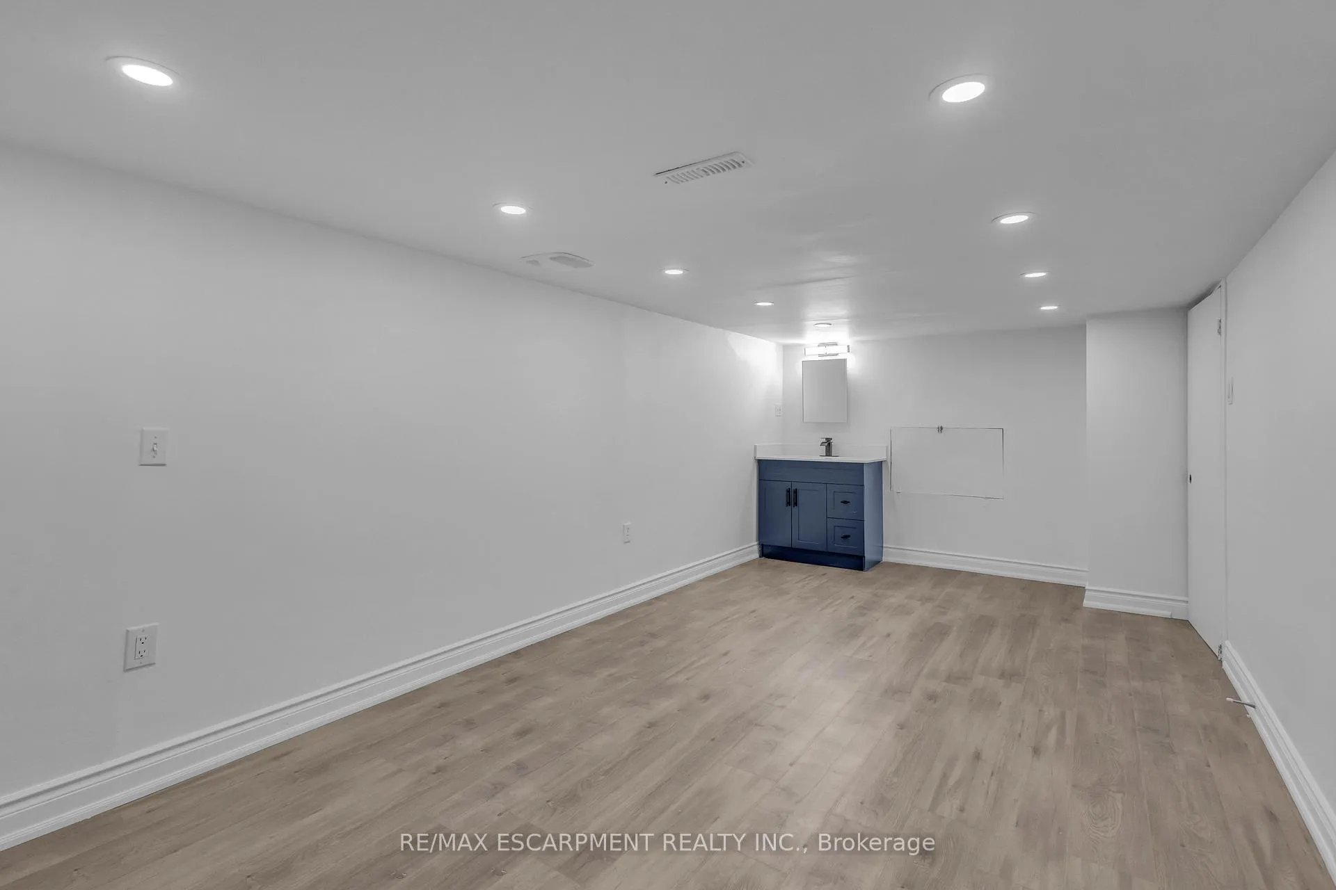 Photo 30 of 375 Silverbirch Boulevard, Hamilton, Villages of Glancaster — HOMEH
