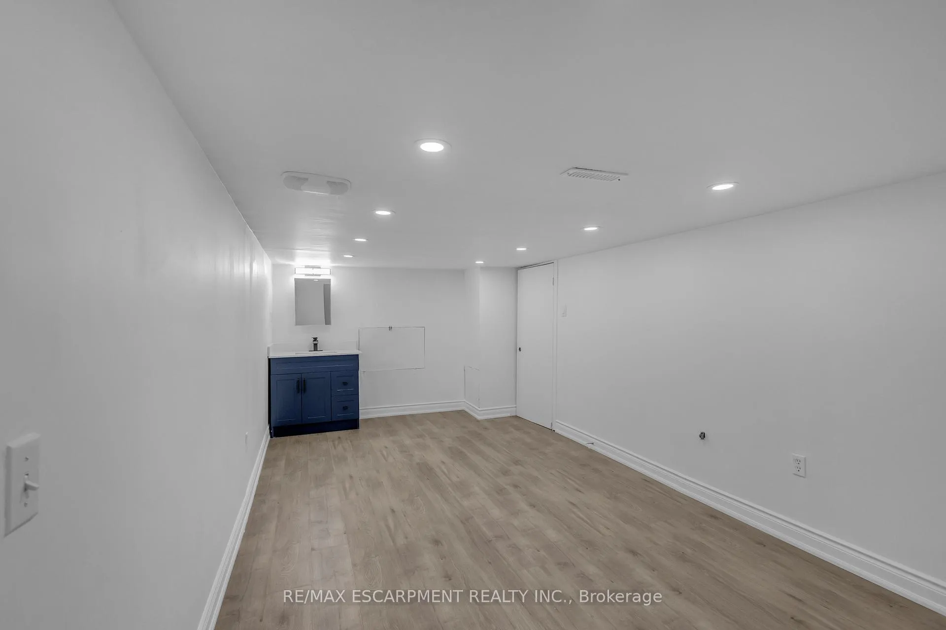Photo 31 of 375 Silverbirch Boulevard, Hamilton, Villages of Glancaster — HOMEH