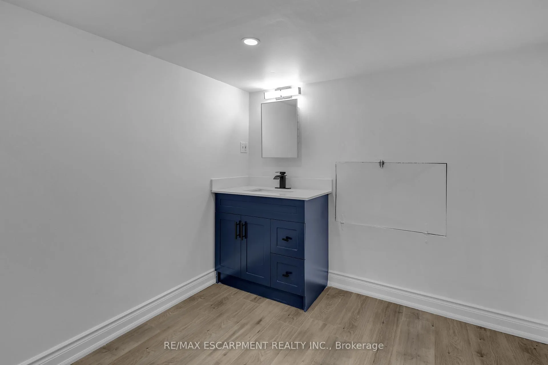 Photo 32 of 375 Silverbirch Boulevard, Hamilton, Villages of Glancaster — HOMEH