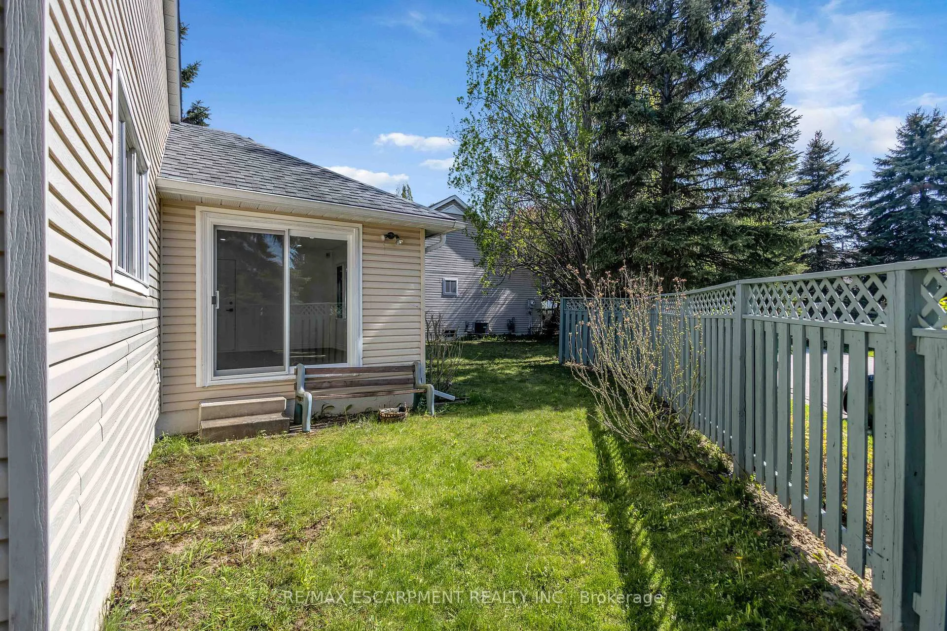 Photo 35 of 375 Silverbirch Boulevard, Hamilton, Villages of Glancaster — HOMEH