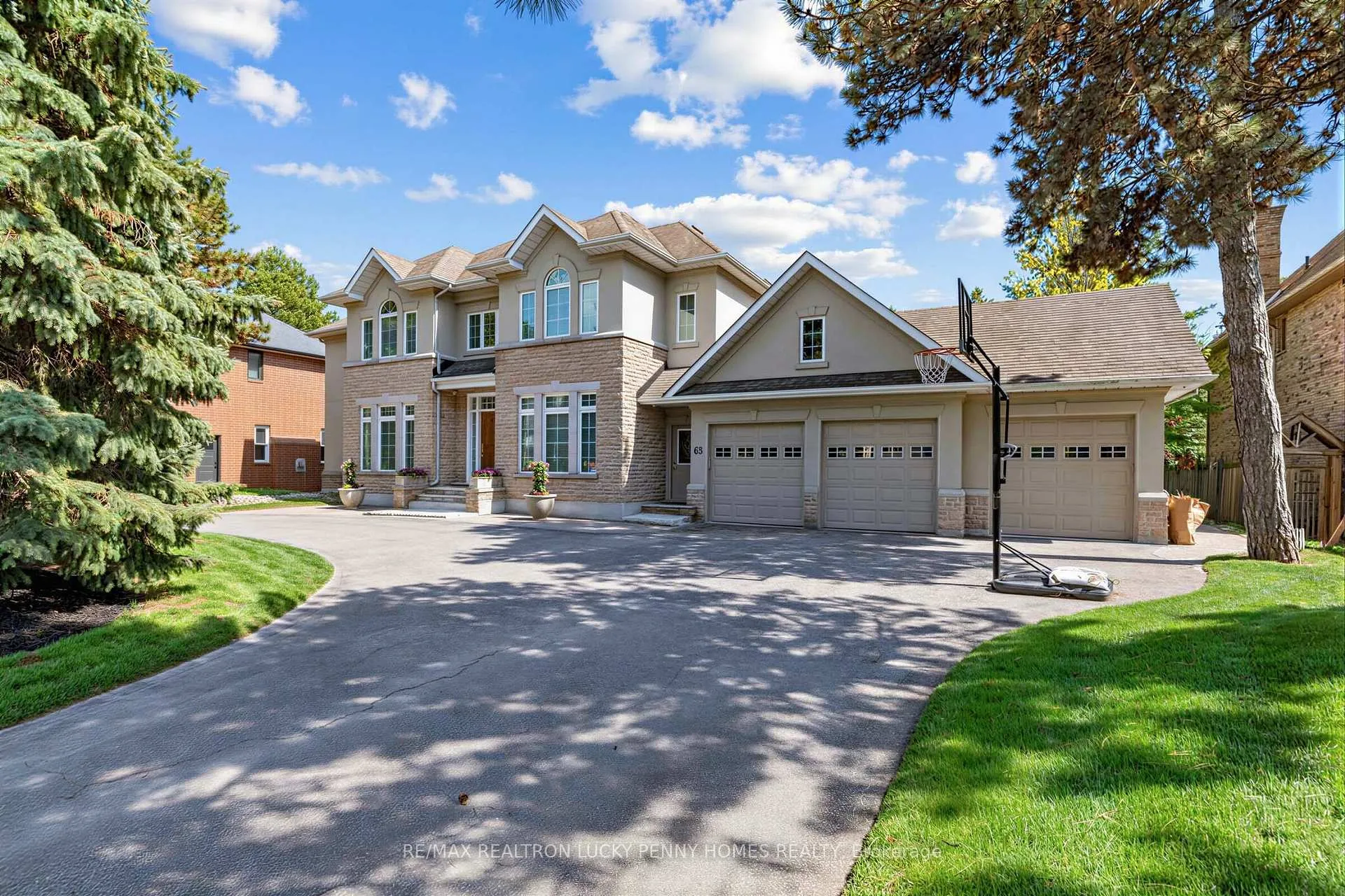Front of 63 Pomander Road