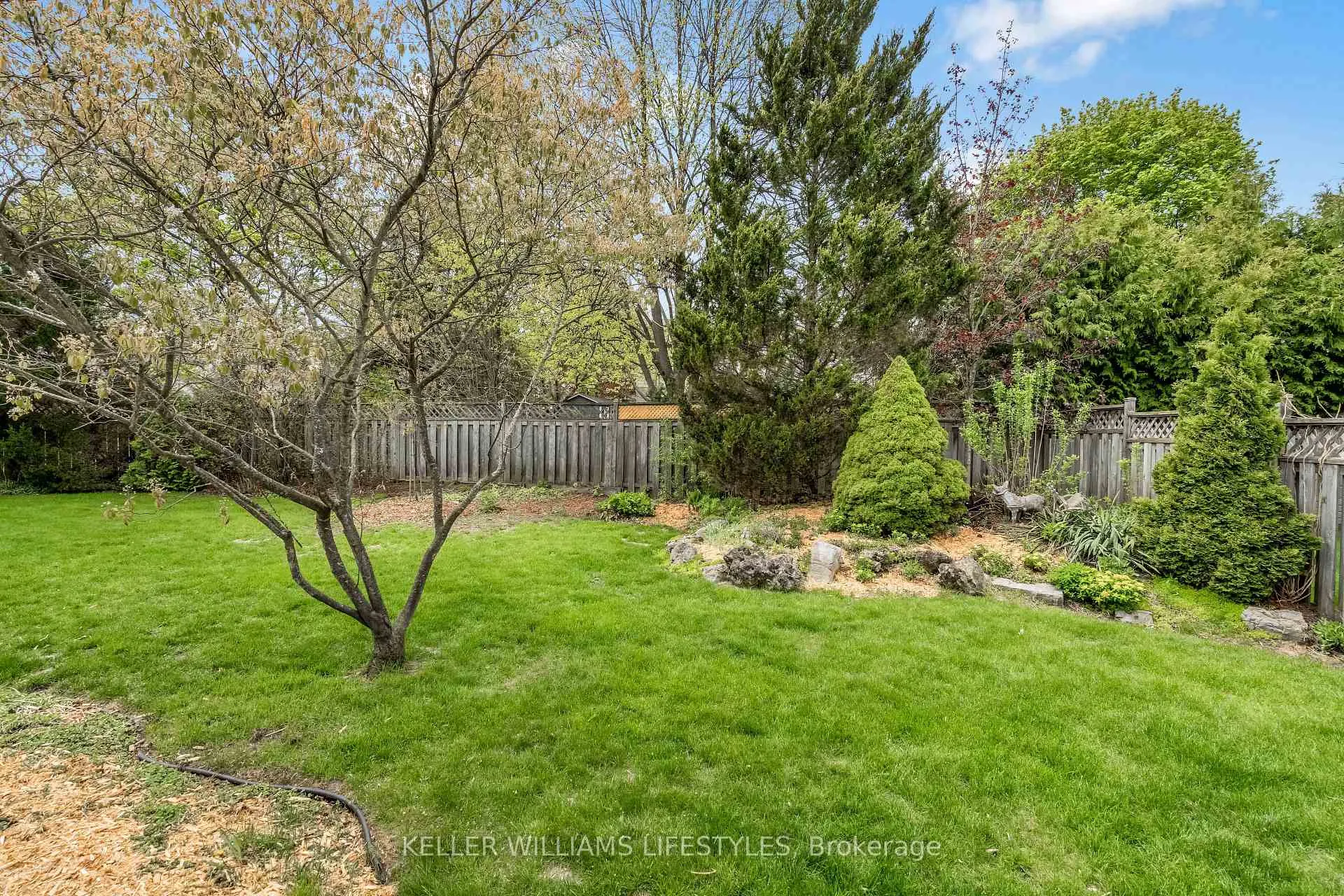Photo 50 of 39 Summerdale Crescent, London, South B — HOMEH