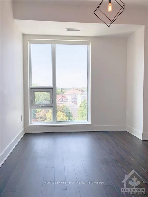 Photo 9 of Unit 413, 411 Mackay Street, Ottawa, Lindenlea — HOMEH