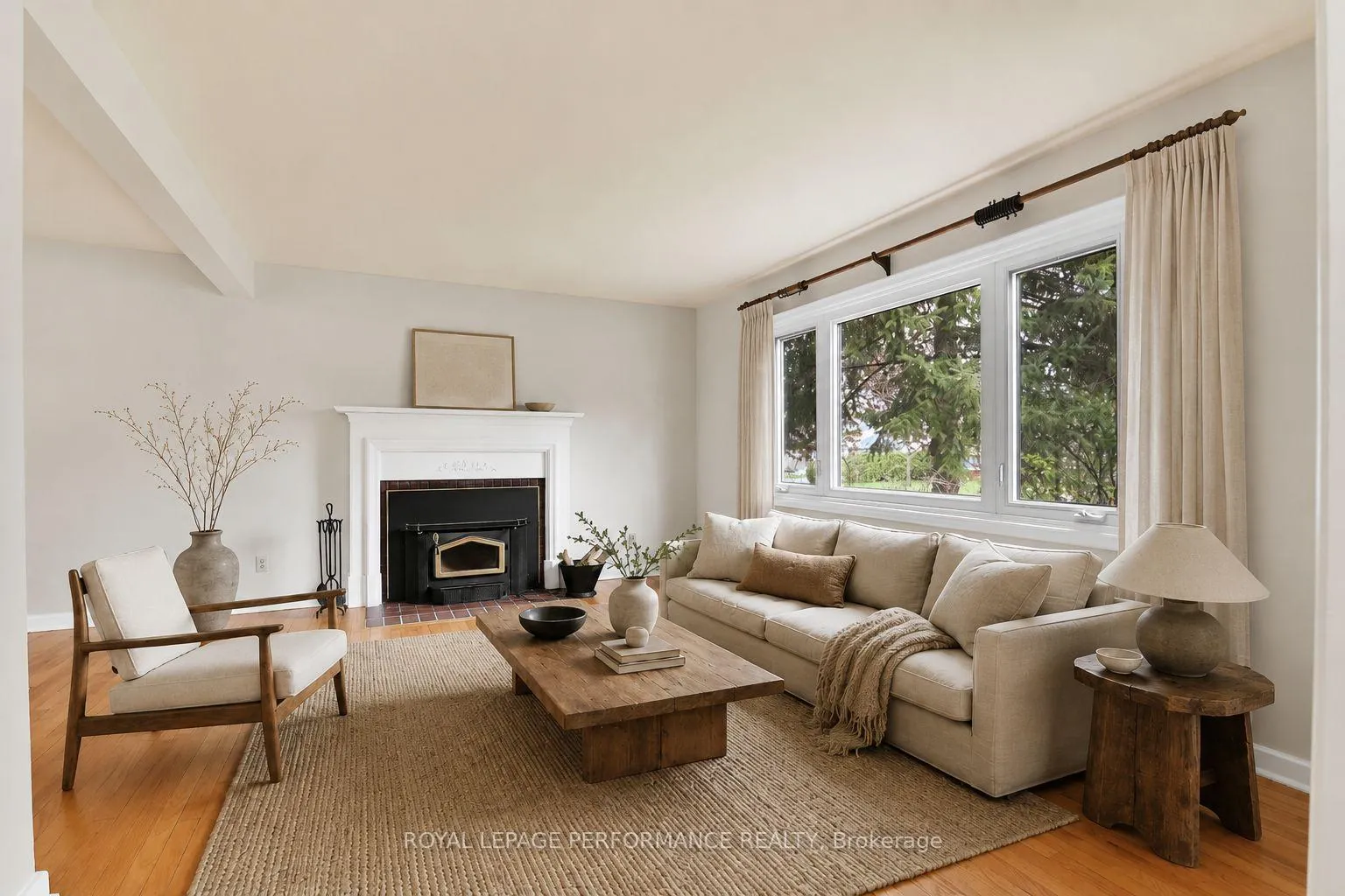 Photo 4 of 77 Canter Boulevard, Ottawa, Meadowlands/St. Claire Gardens — HOMEH