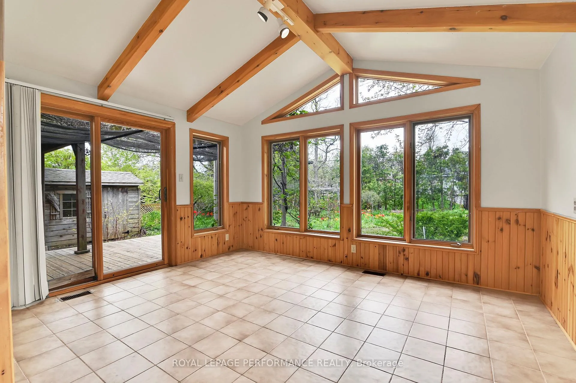 Photo 9 of 77 Canter Boulevard, Ottawa, Meadowlands/St. Claire Gardens — HOMEH