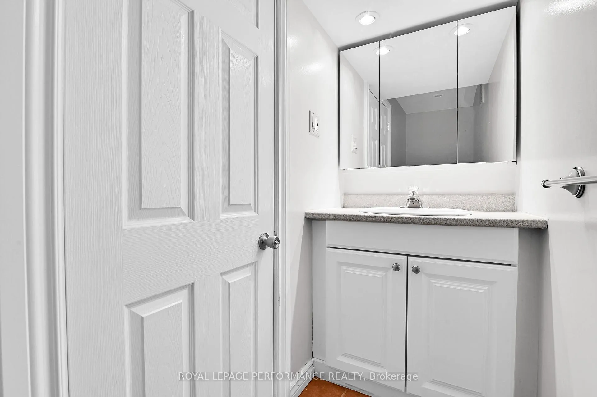 Photo 31 of 77 Canter Boulevard, Ottawa, Meadowlands/St. Claire Gardens — HOMEH