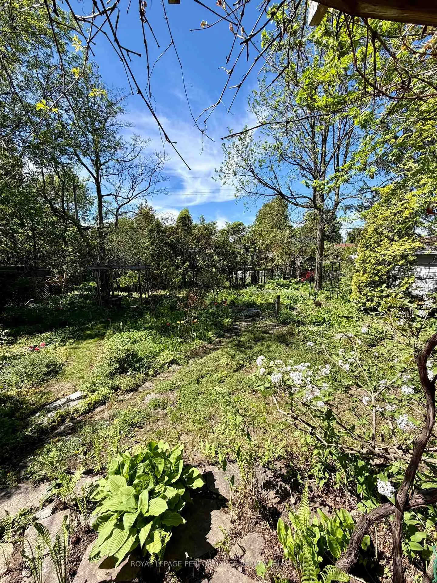 Photo 34 of 77 Canter Boulevard, Ottawa, Meadowlands/St. Claire Gardens — HOMEH