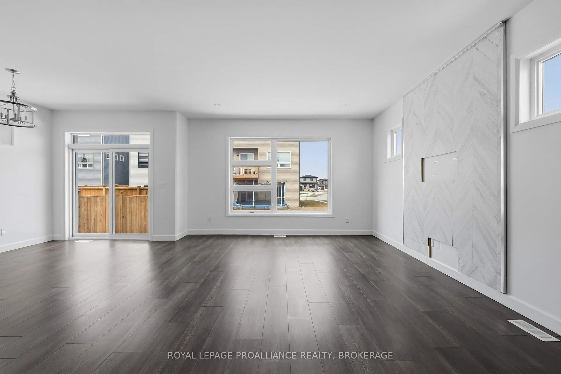 Photo 13 of 33 Walden Pond Drive, Loyalist, Amherstview — HOMEH