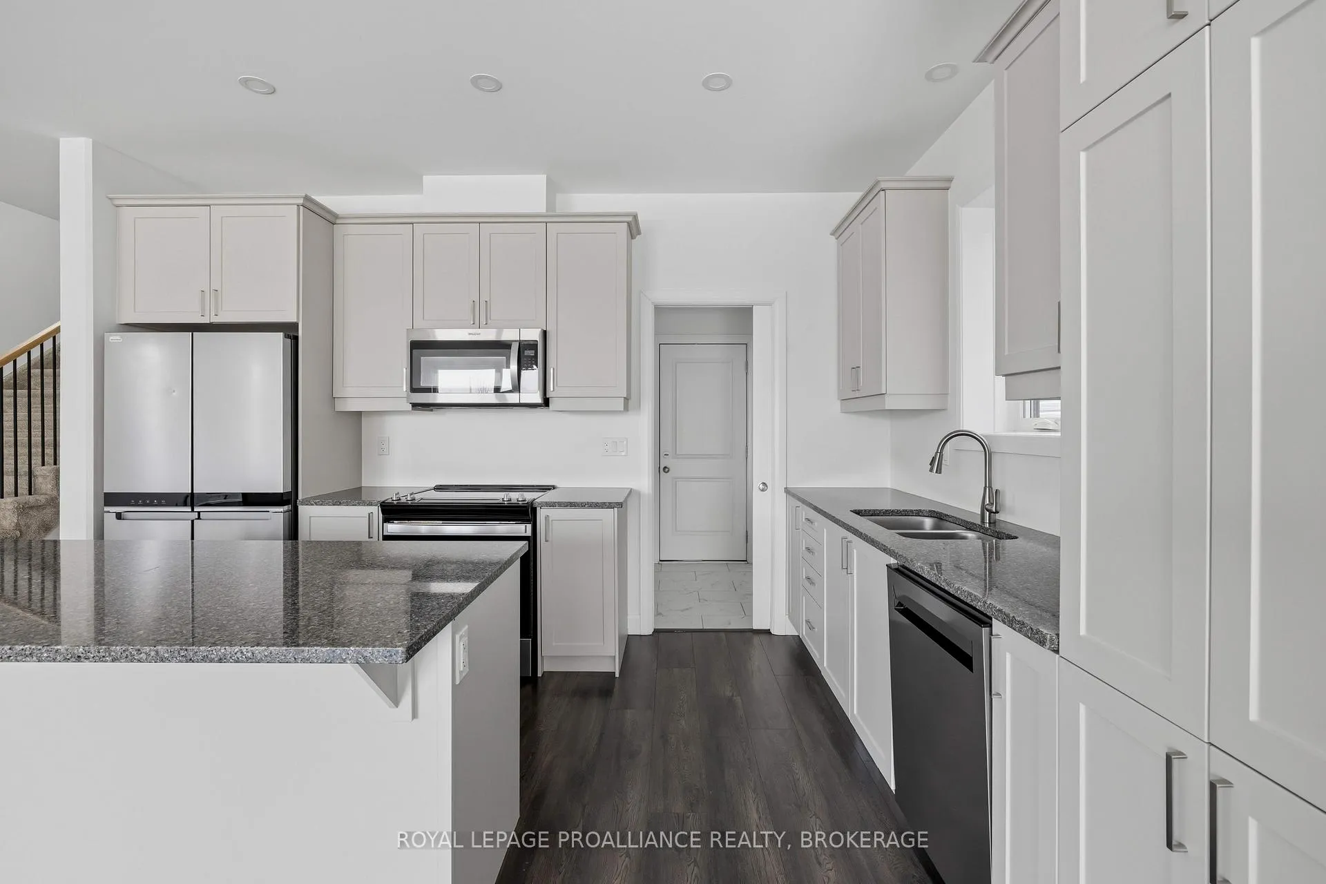 Photo 19 of 33 Walden Pond Drive, Loyalist, Amherstview — HOMEH