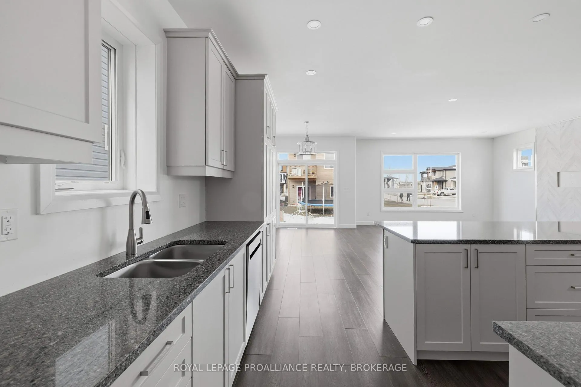 Photo 22 of 33 Walden Pond Drive, Loyalist, Amherstview — HOMEH