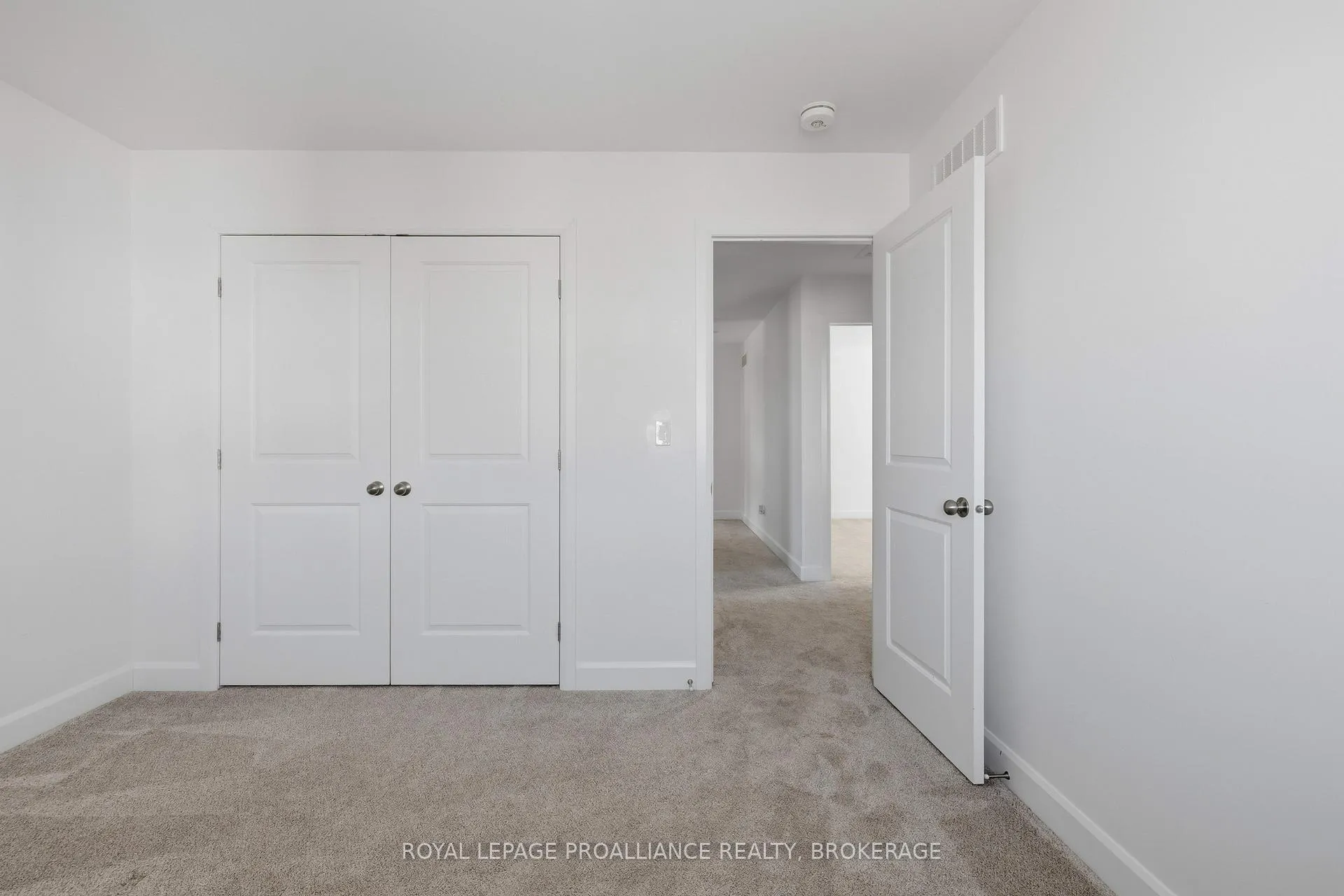 Photo 33 of 33 Walden Pond Drive, Loyalist, Amherstview — HOMEH
