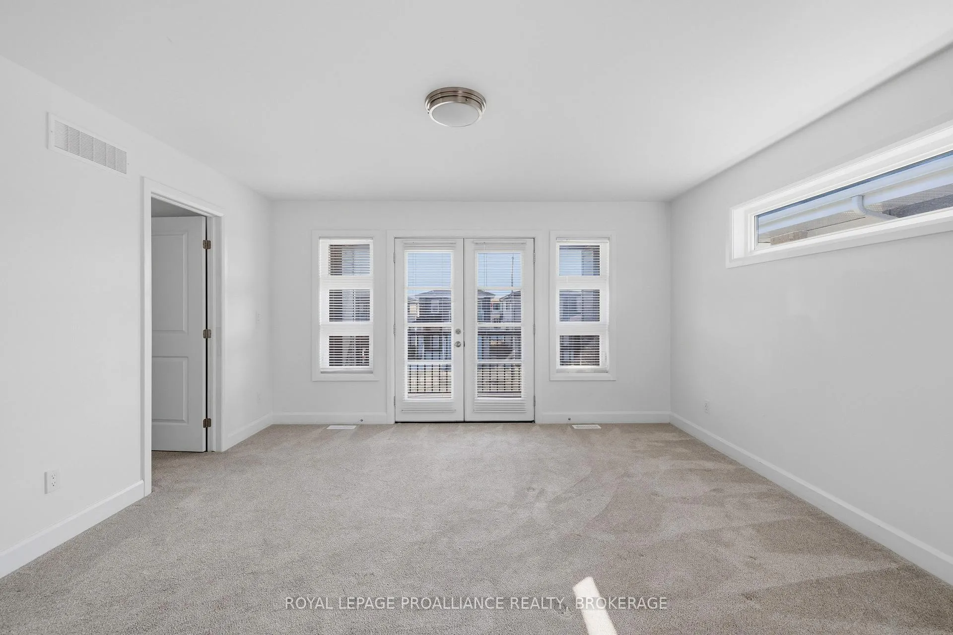 Photo 44 of 33 Walden Pond Drive, Loyalist, Amherstview — HOMEH