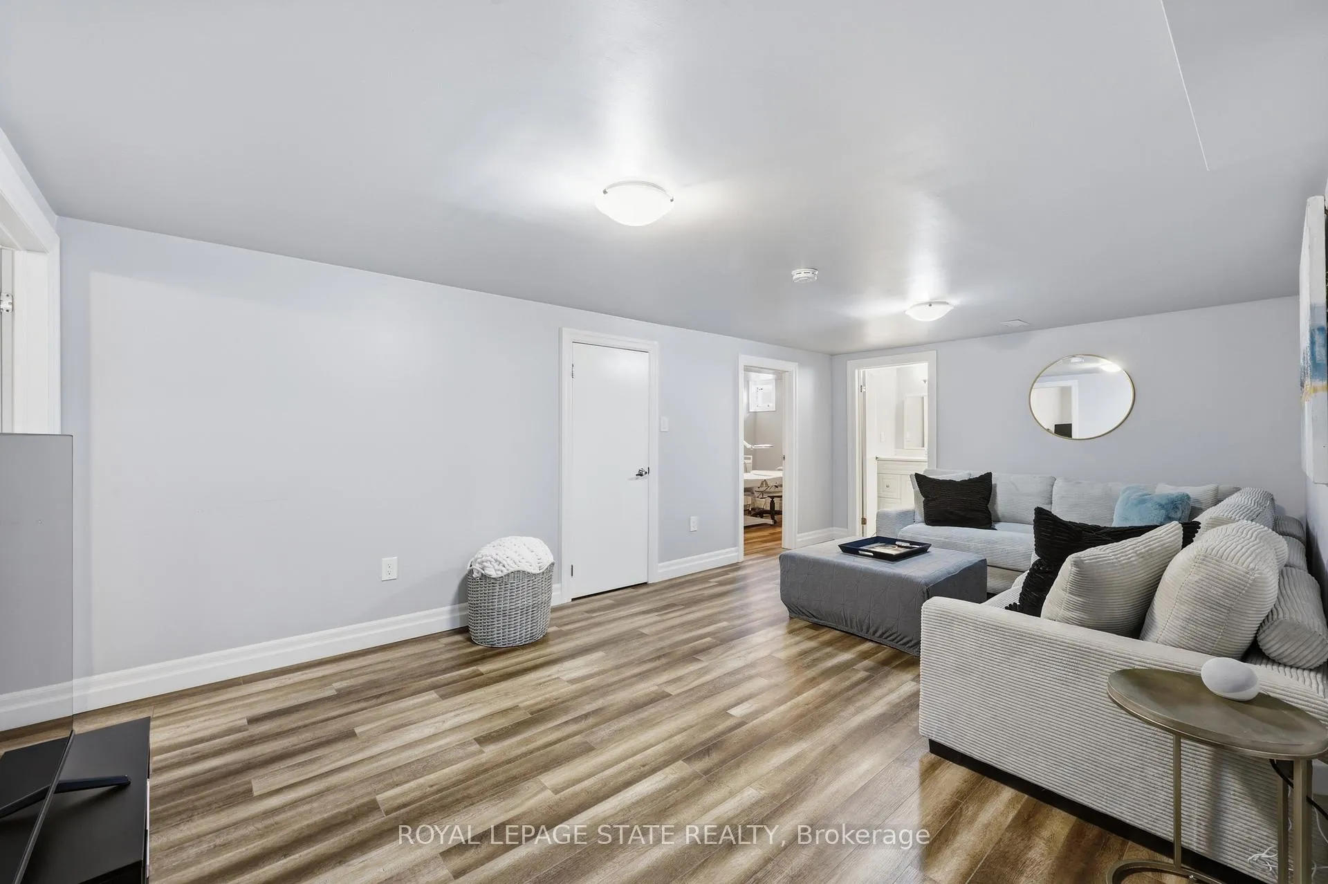 Photo 23 of 168 Nugent Drive, Hamilton, Kentley — HOMEH