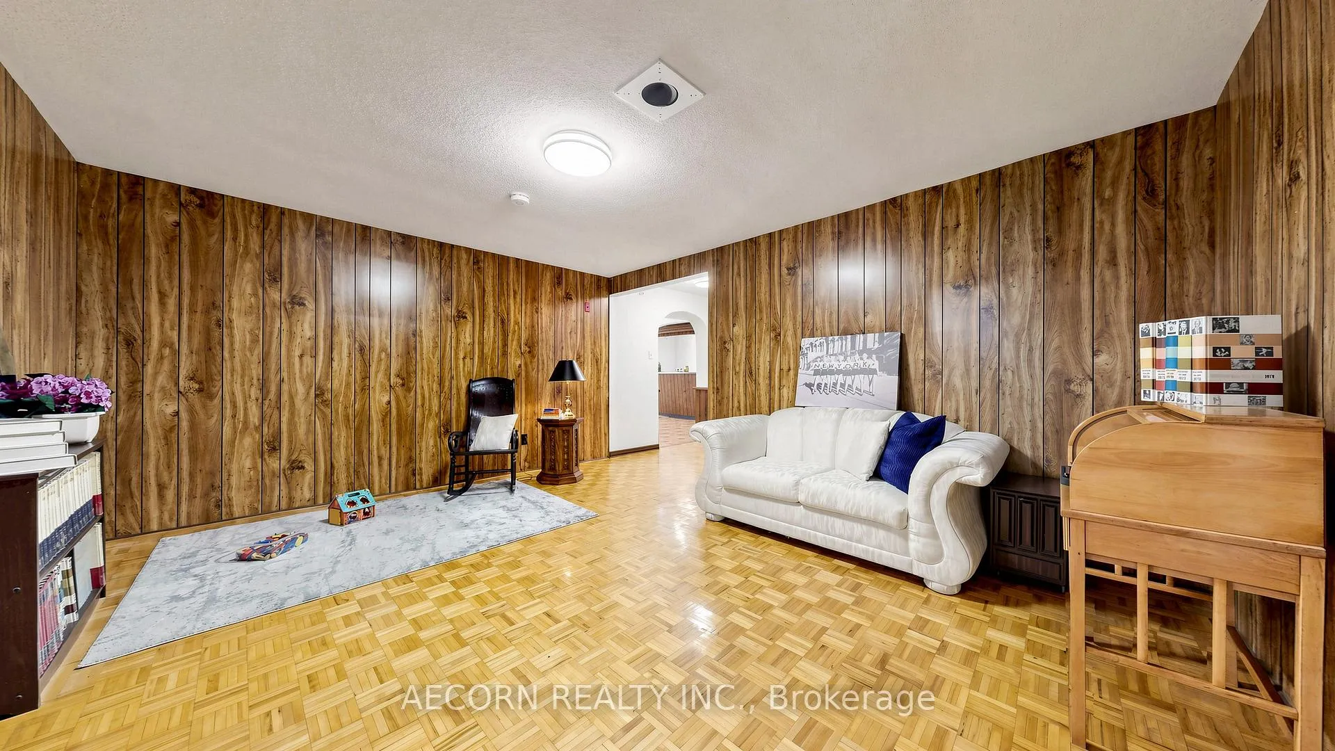 Photo 33 of 15 Humberland Court, Etobicoke, West Humber-Clairville — HOMEH
