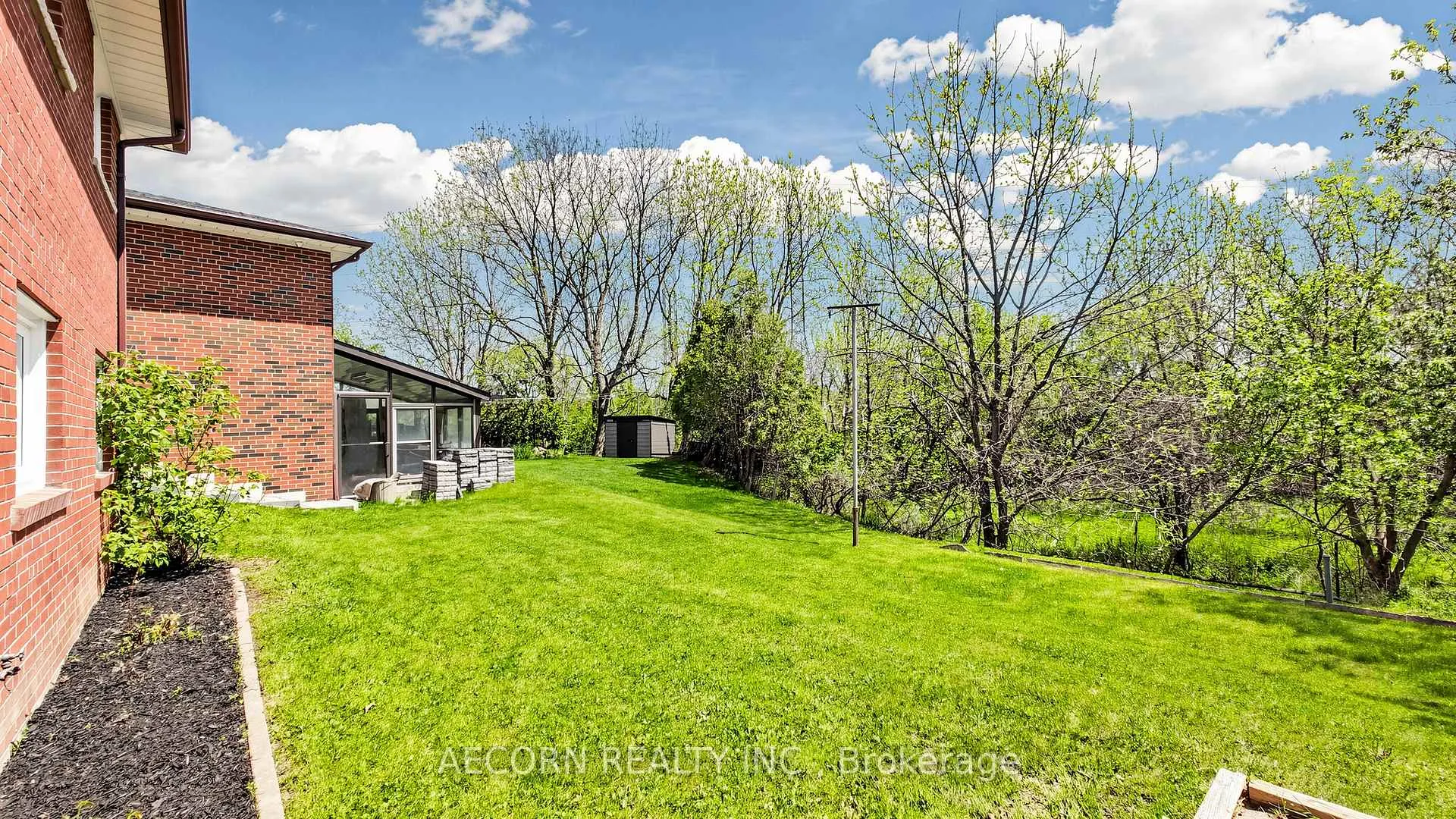 Photo 41 of 15 Humberland Court, Etobicoke, West Humber-Clairville — HOMEH